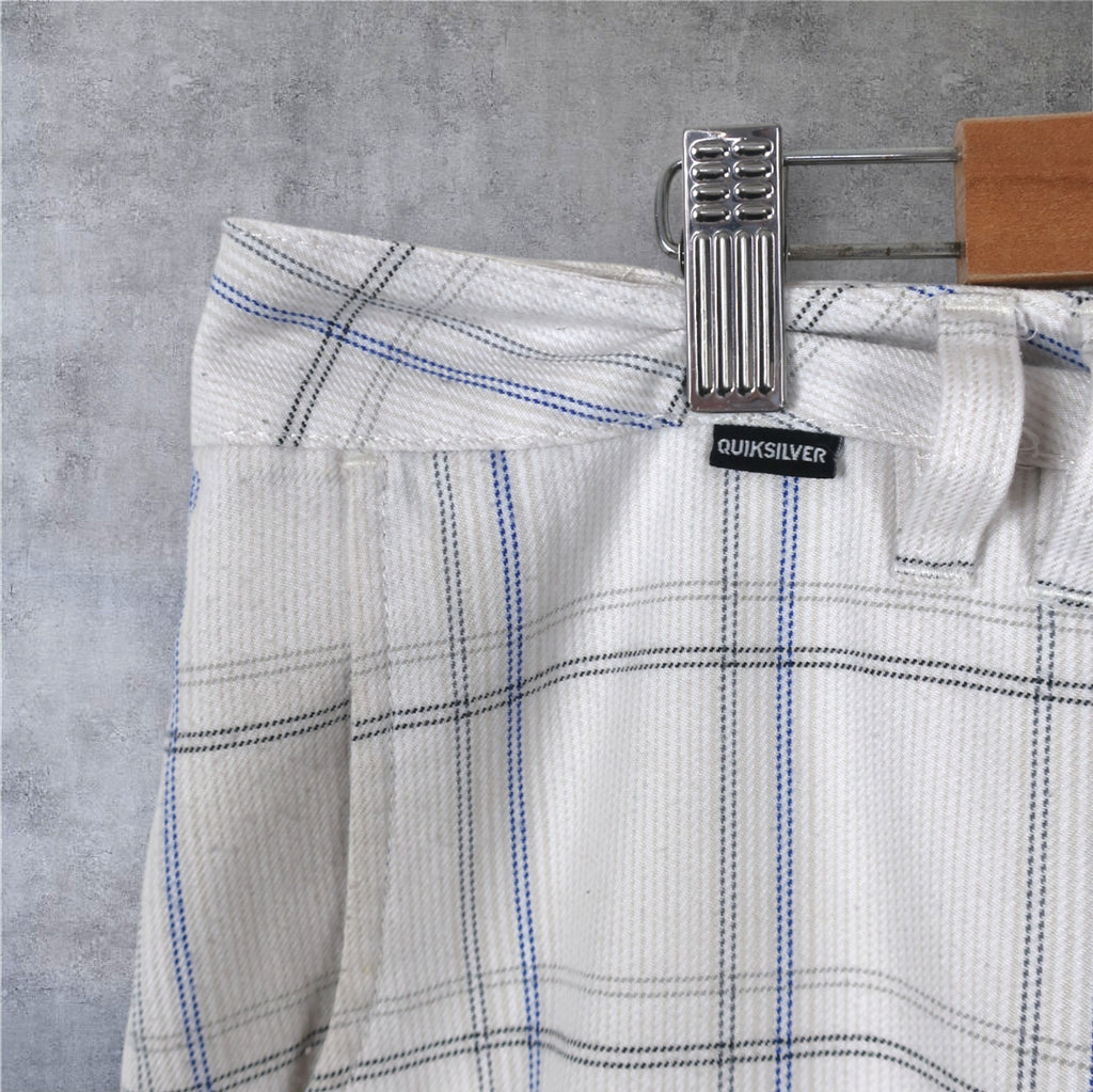 VINTAGE QUIKSILVER SHORTS - 36"