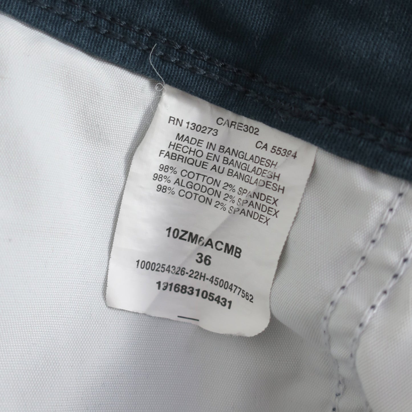 VINTAGE WRANGLER CARGO SHORTS - 36"