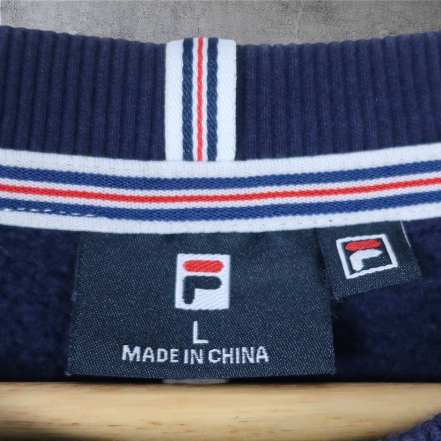 VINTAGE FILA SWEATER - L