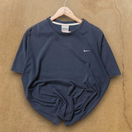 VINTAGE NIKE T-SHIRT - L