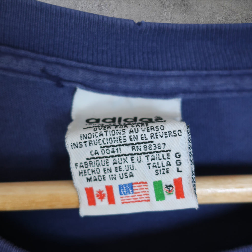 VINTAGE ADIDAS T-SHIRT - L/XL
