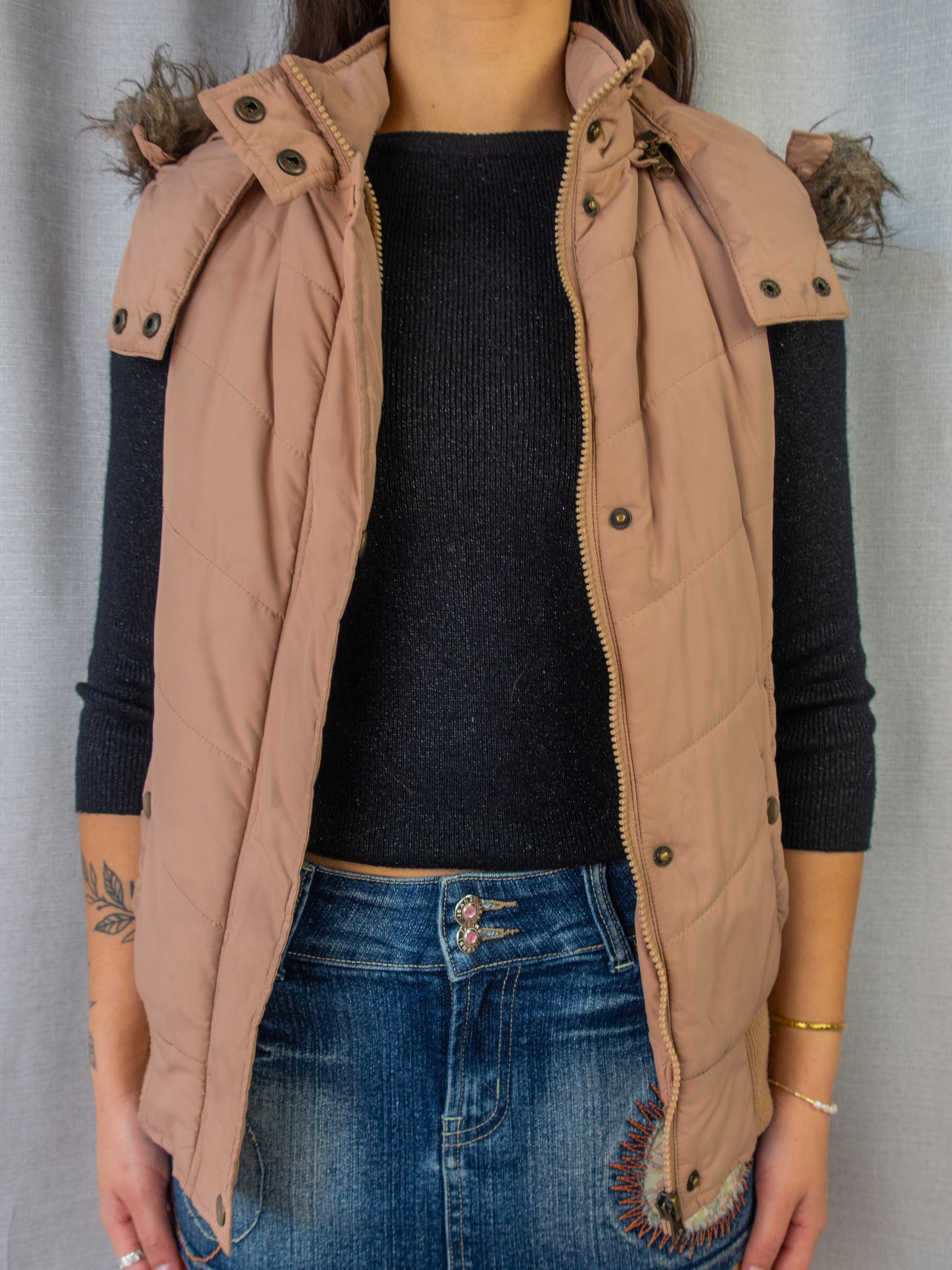Y2K Puffer Vest - Beige Fur Hood - Size 12