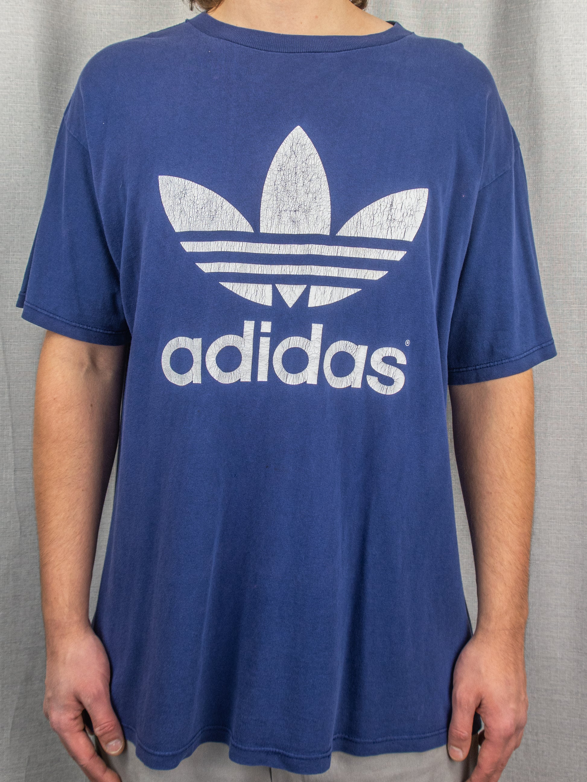 90's Adidas T-Shirt - L