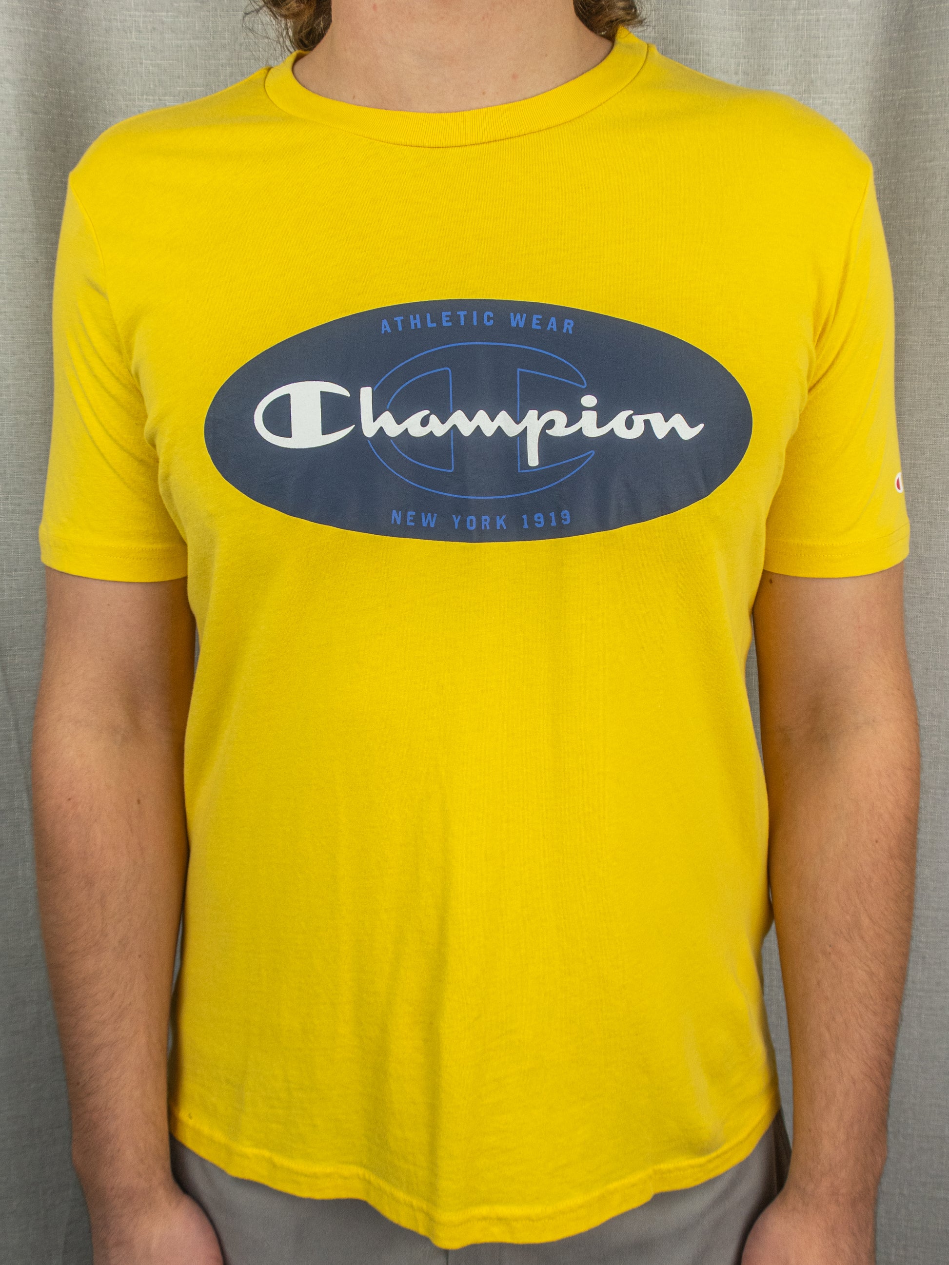 00's Champion T-Shirt - M