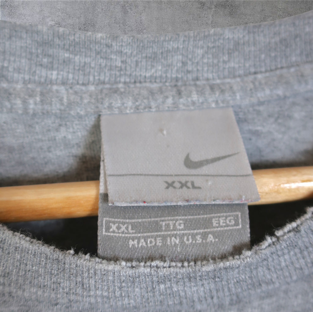 VINTAGE LONG-SLEEVE NIKE T-SHIRT - XXL