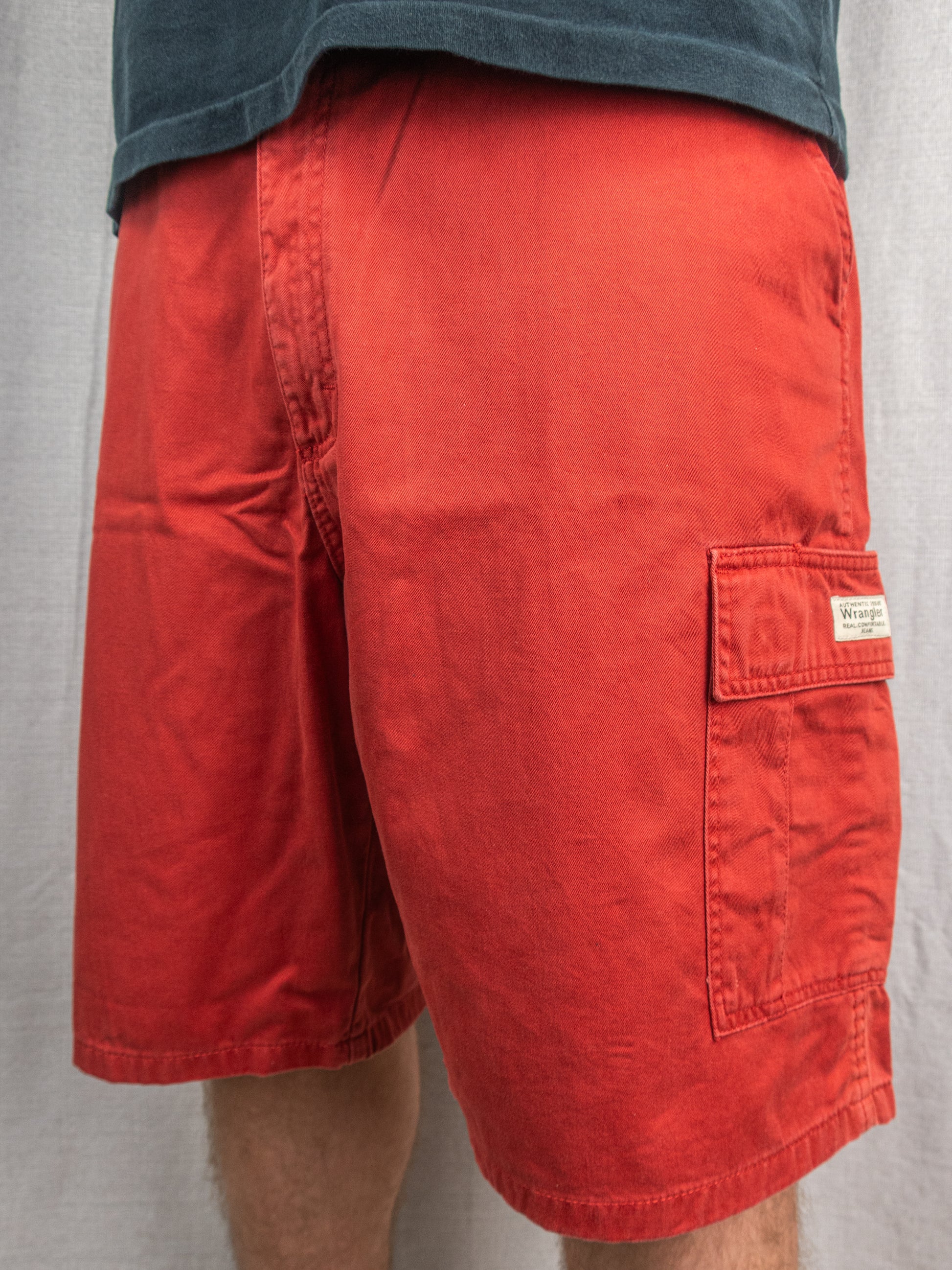00's Wrangler Cargo Shorts - 40"