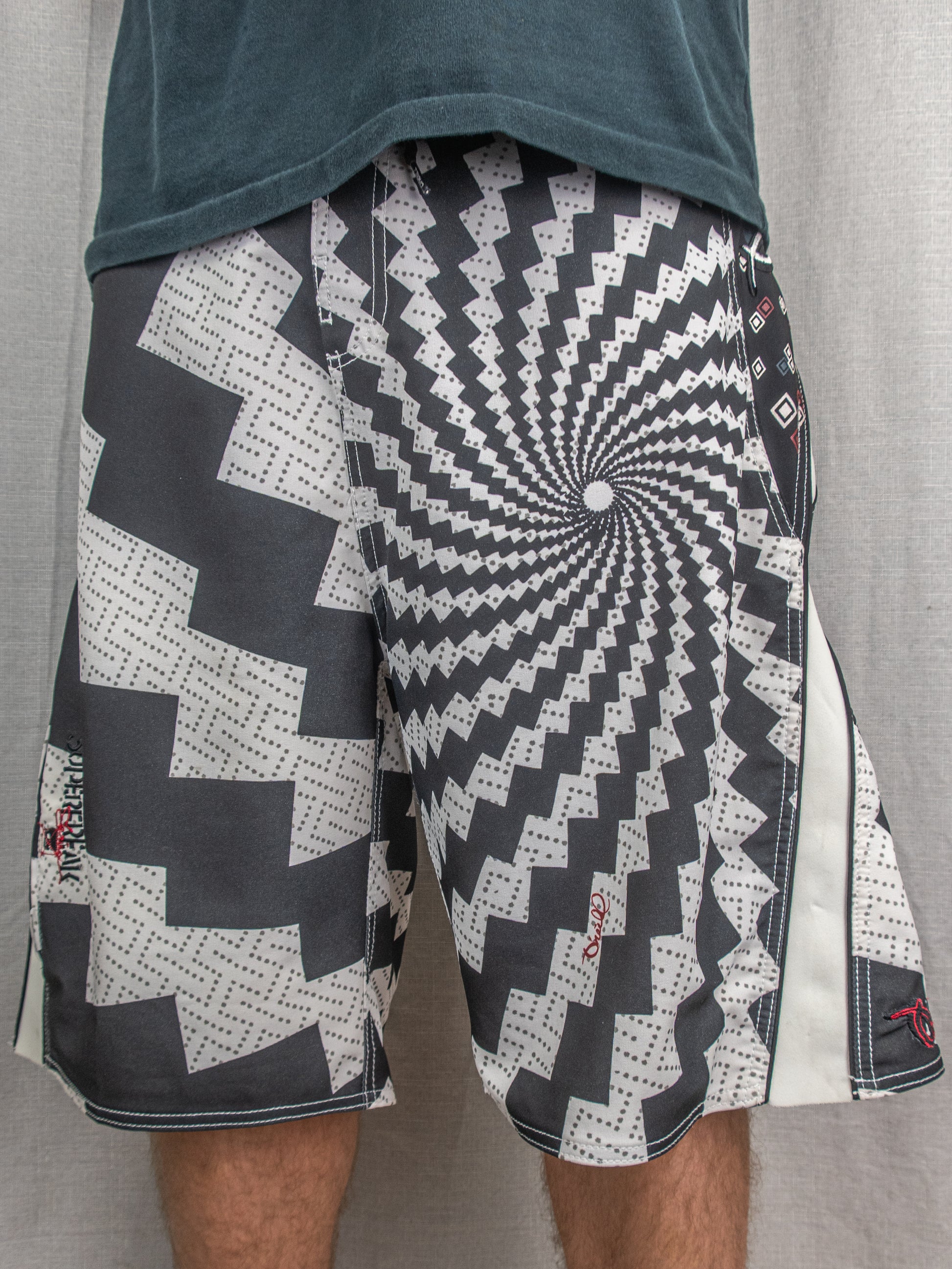 00's O'Neill Board Shorts - 38"