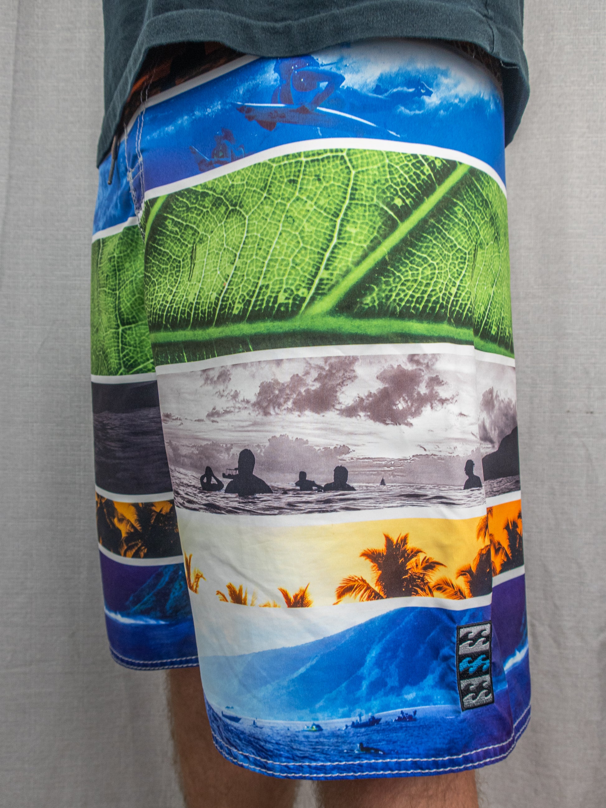 00's Billabong Board Shorts - 34"