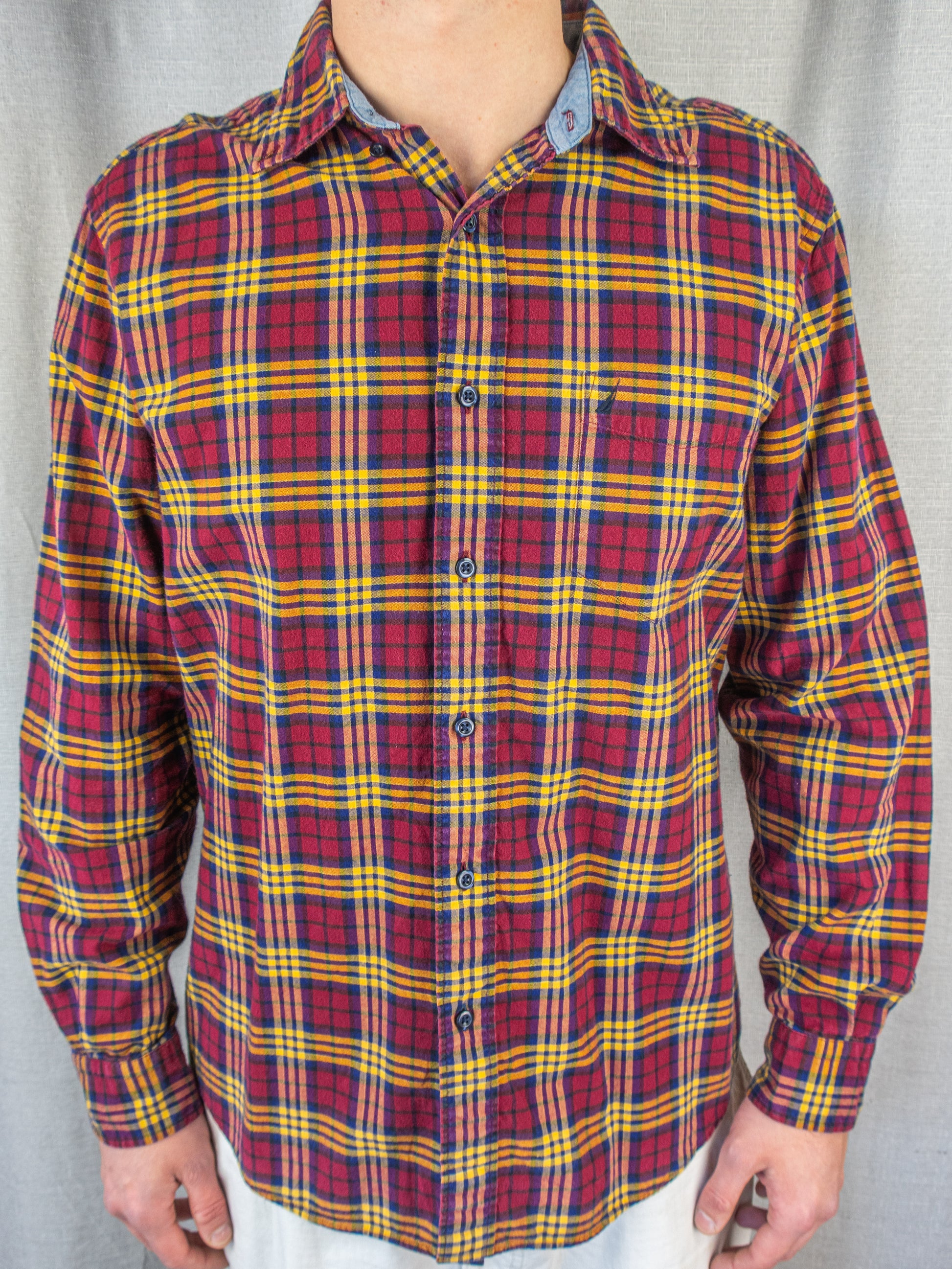 00's Nautica Button-Up Shirt - L