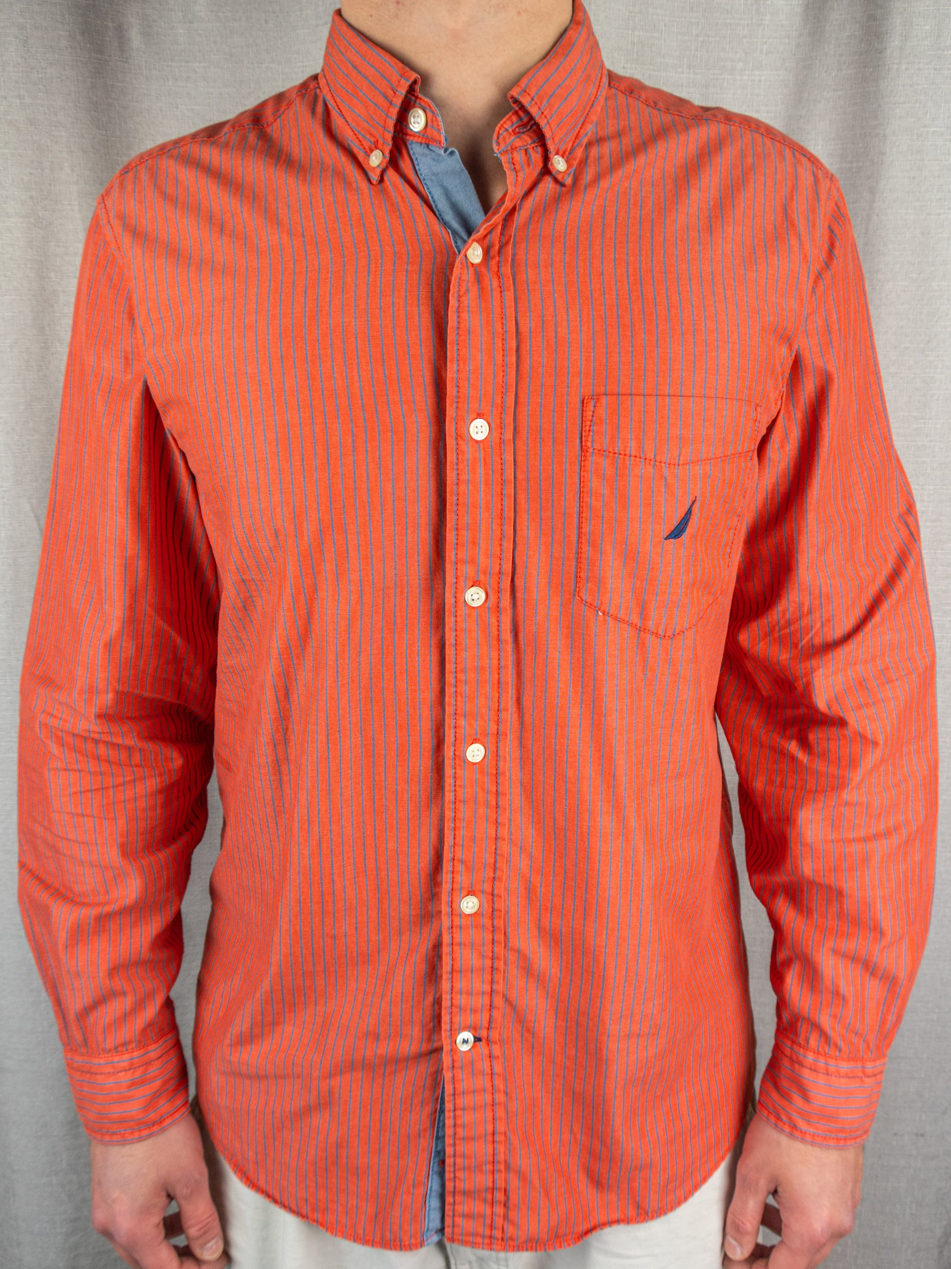 00's Nautica Button-Up Shirt - M