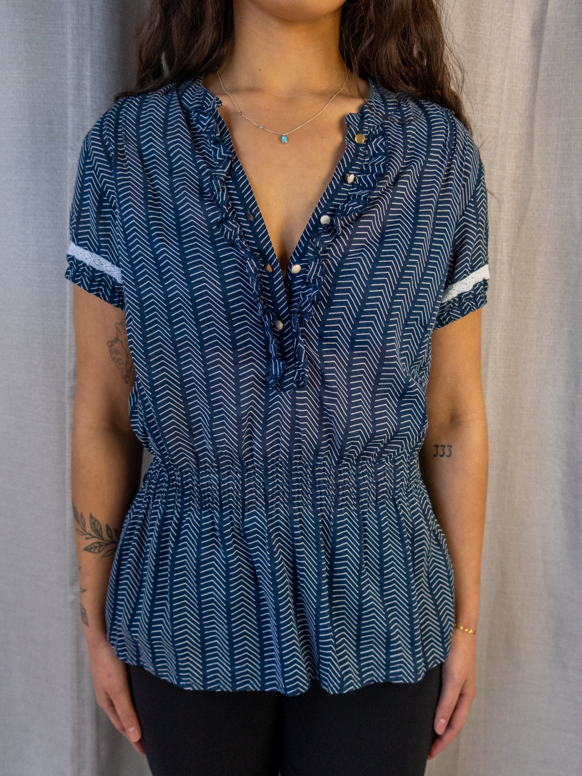 Y2K Guess Jeans Patterned Peplum Top - Navy/White - Size M