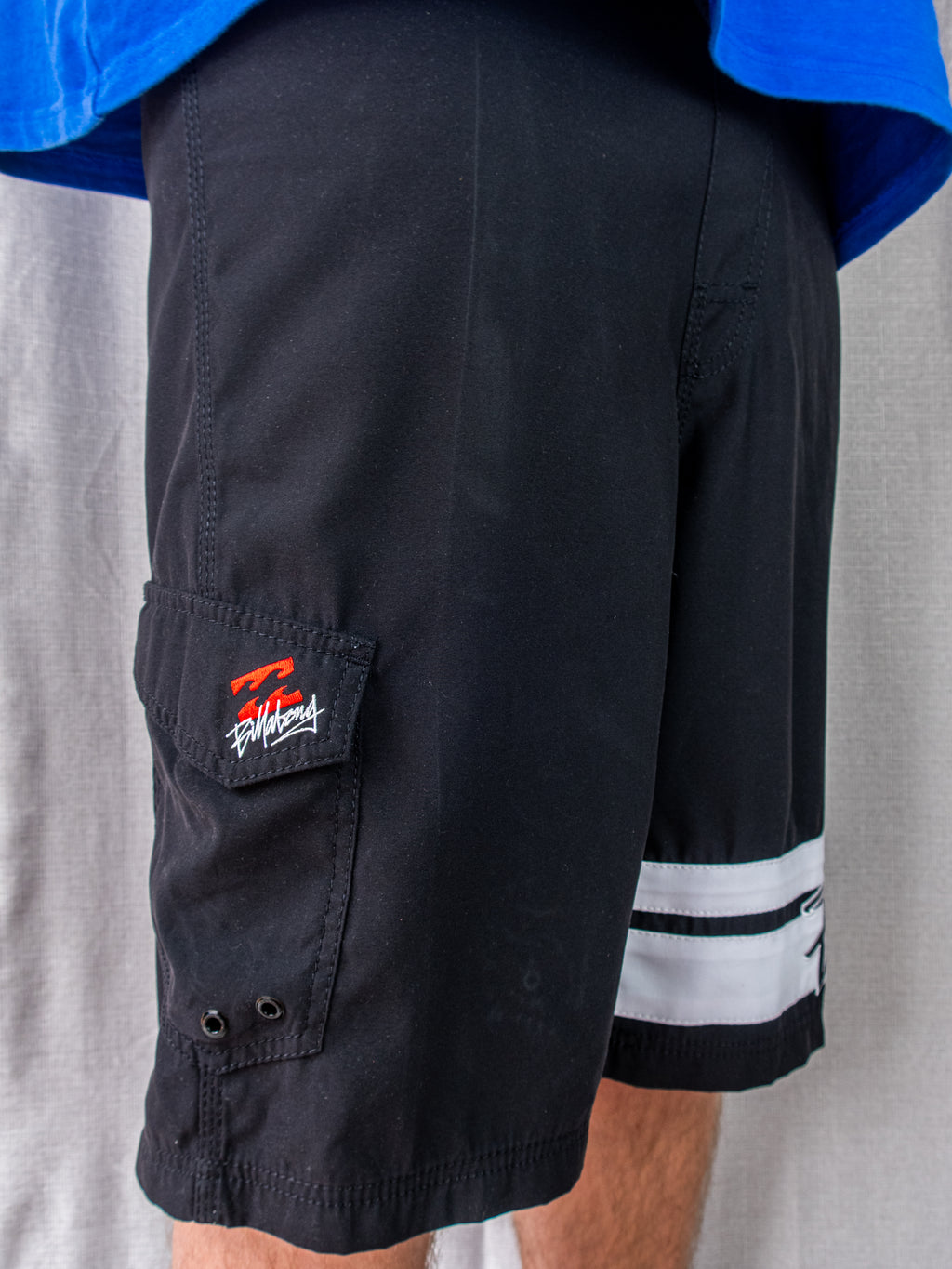 00's Billabong Board Shorts - 32"