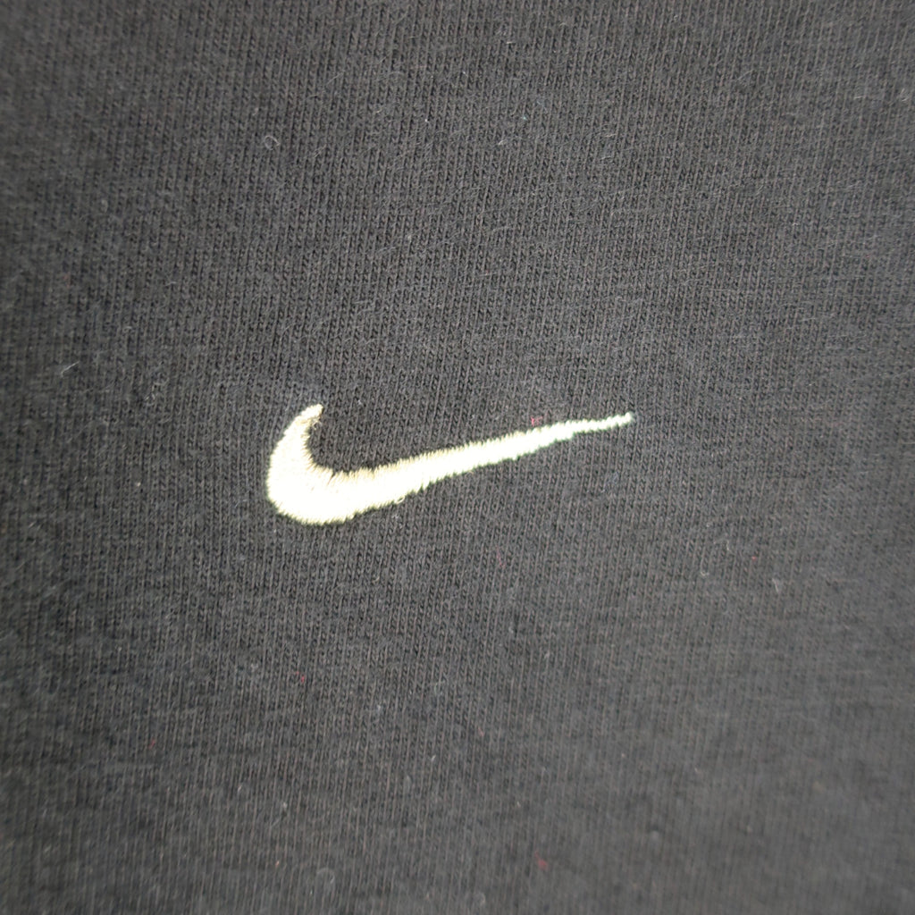VINTAGE NIKE T-SHIRT - L