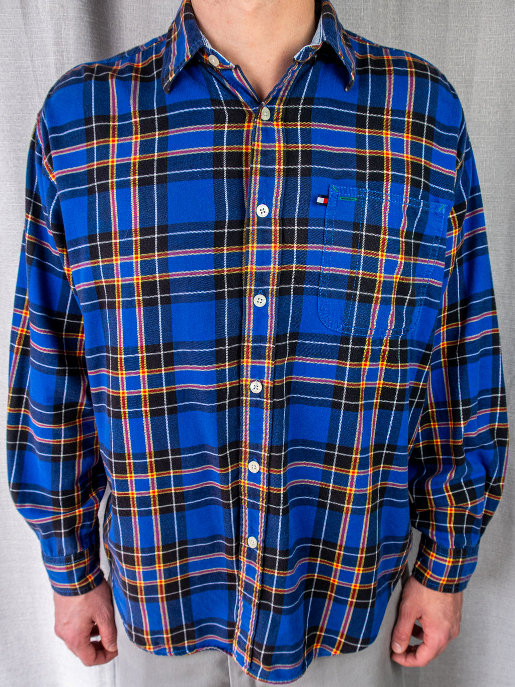 90's Tommy Hilfiger Long-Sleeve Flannel Button-Up Shirt - M