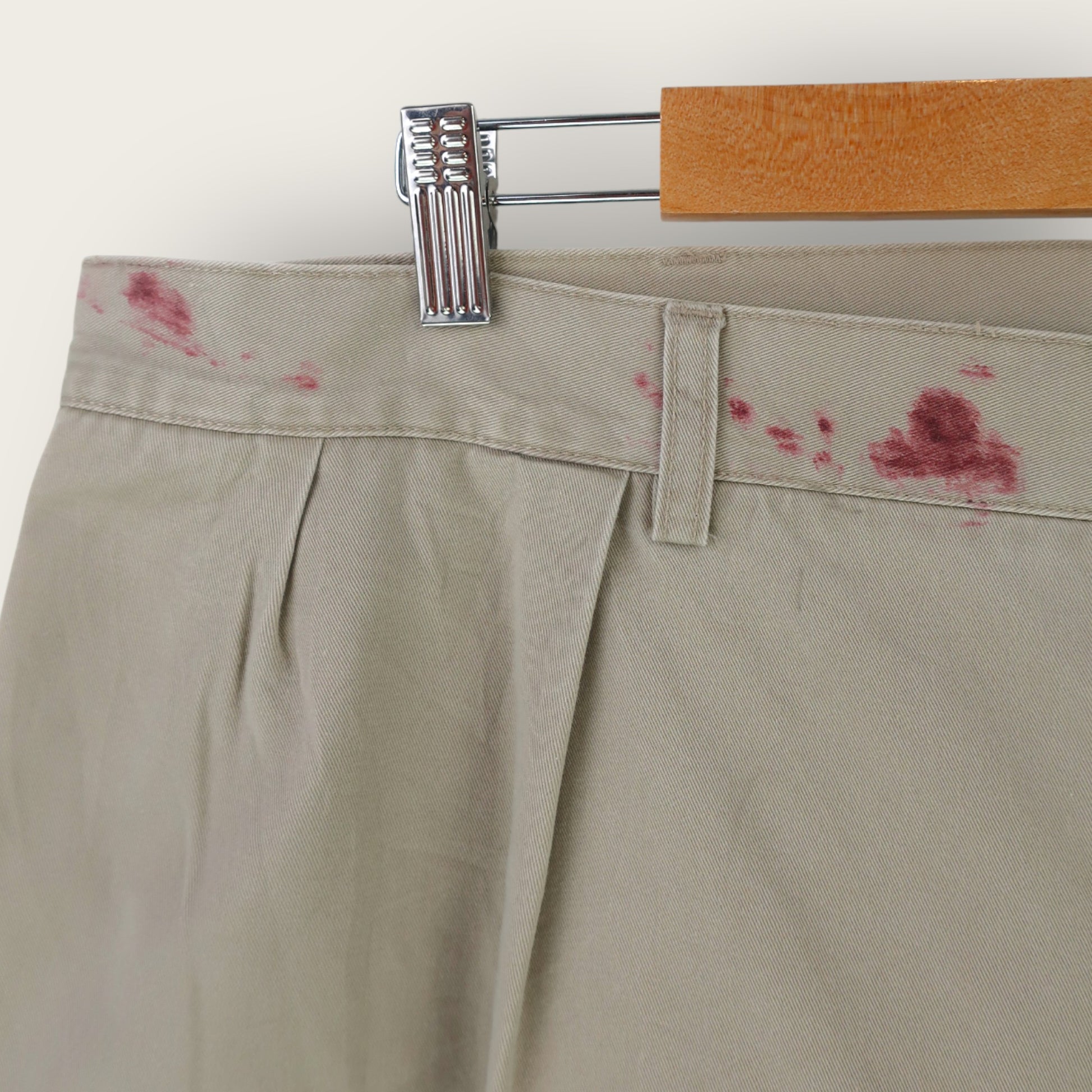 VINTAGE RALPH LAUREN PLEATED CHINO SHORTS - 42"
