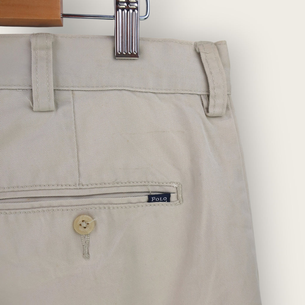 VINTAGE RALPH LAUREN CHINO SHORTS - 35"