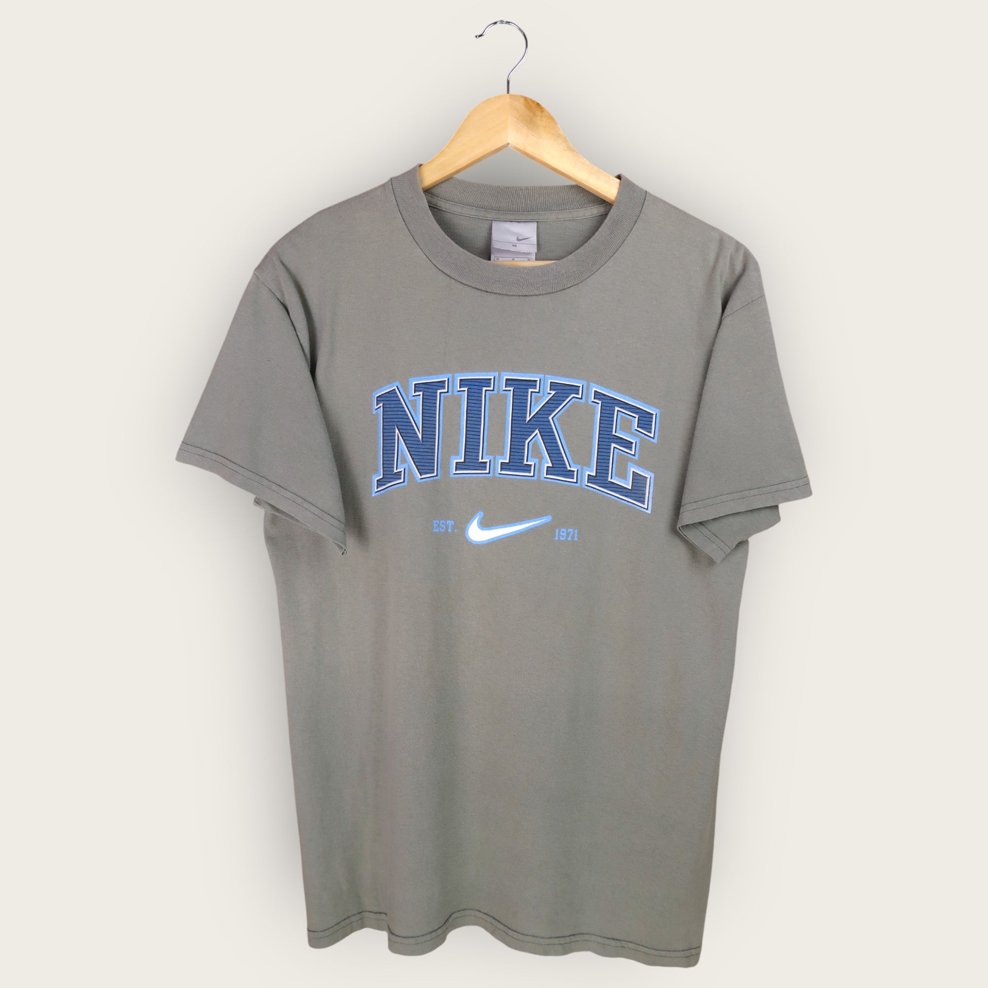 VINTAGE NIKE T-SHIRT - M