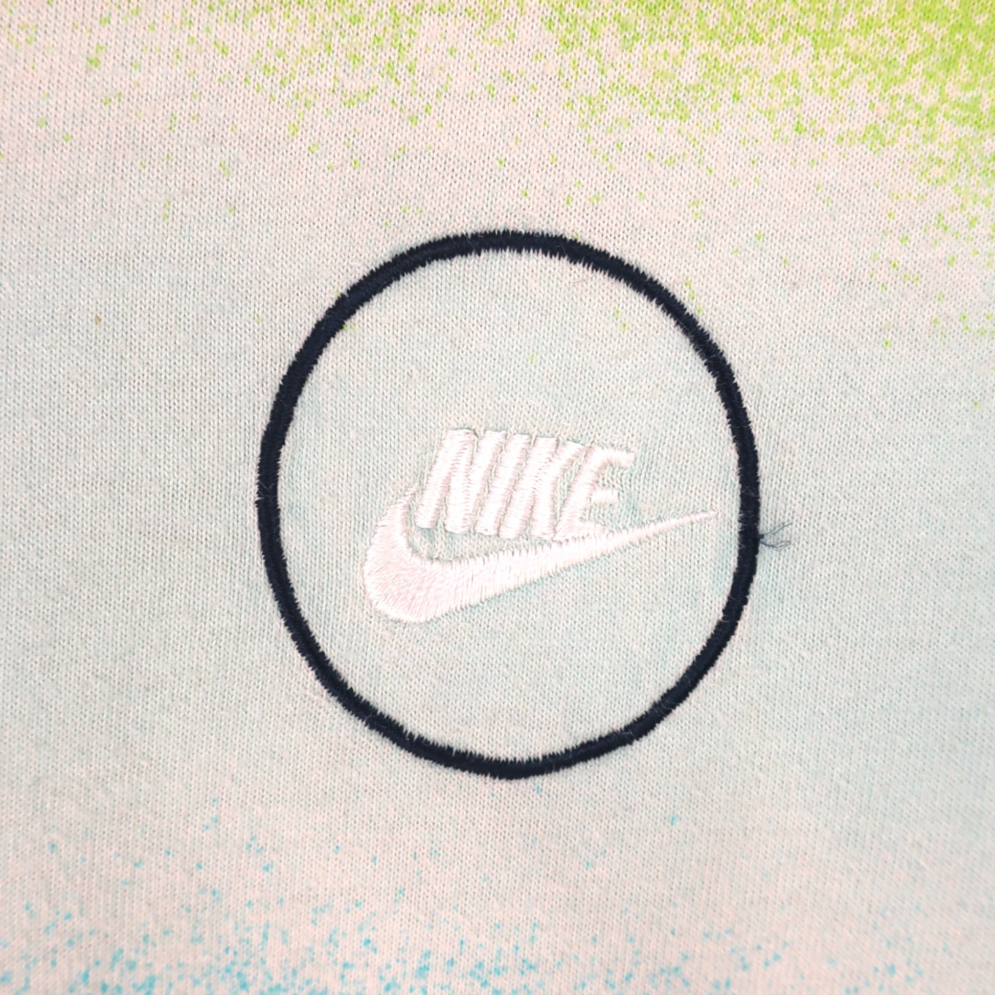 VINTAGE NIKE T-SHIRT - M