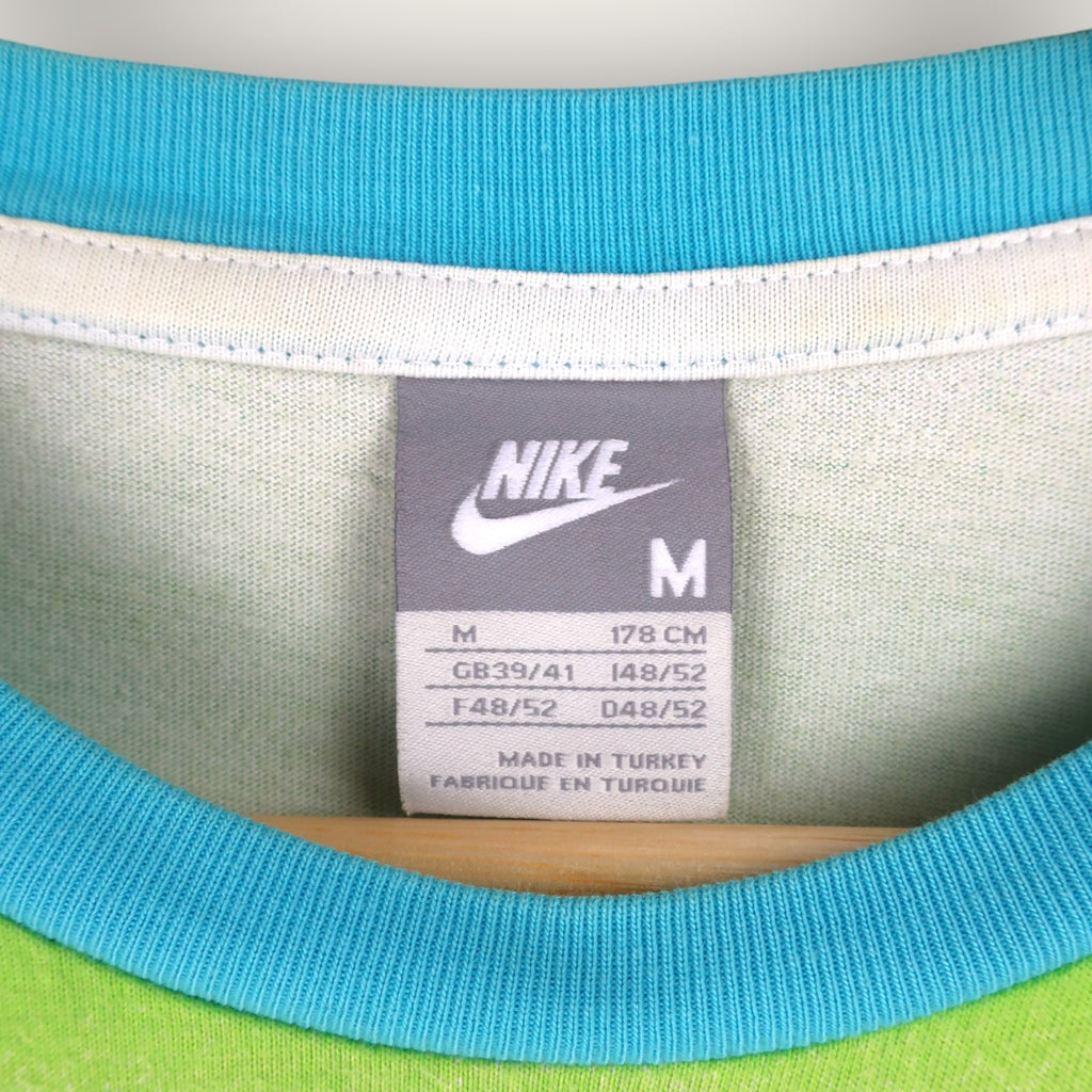 VINTAGE NIKE T-SHIRT - M