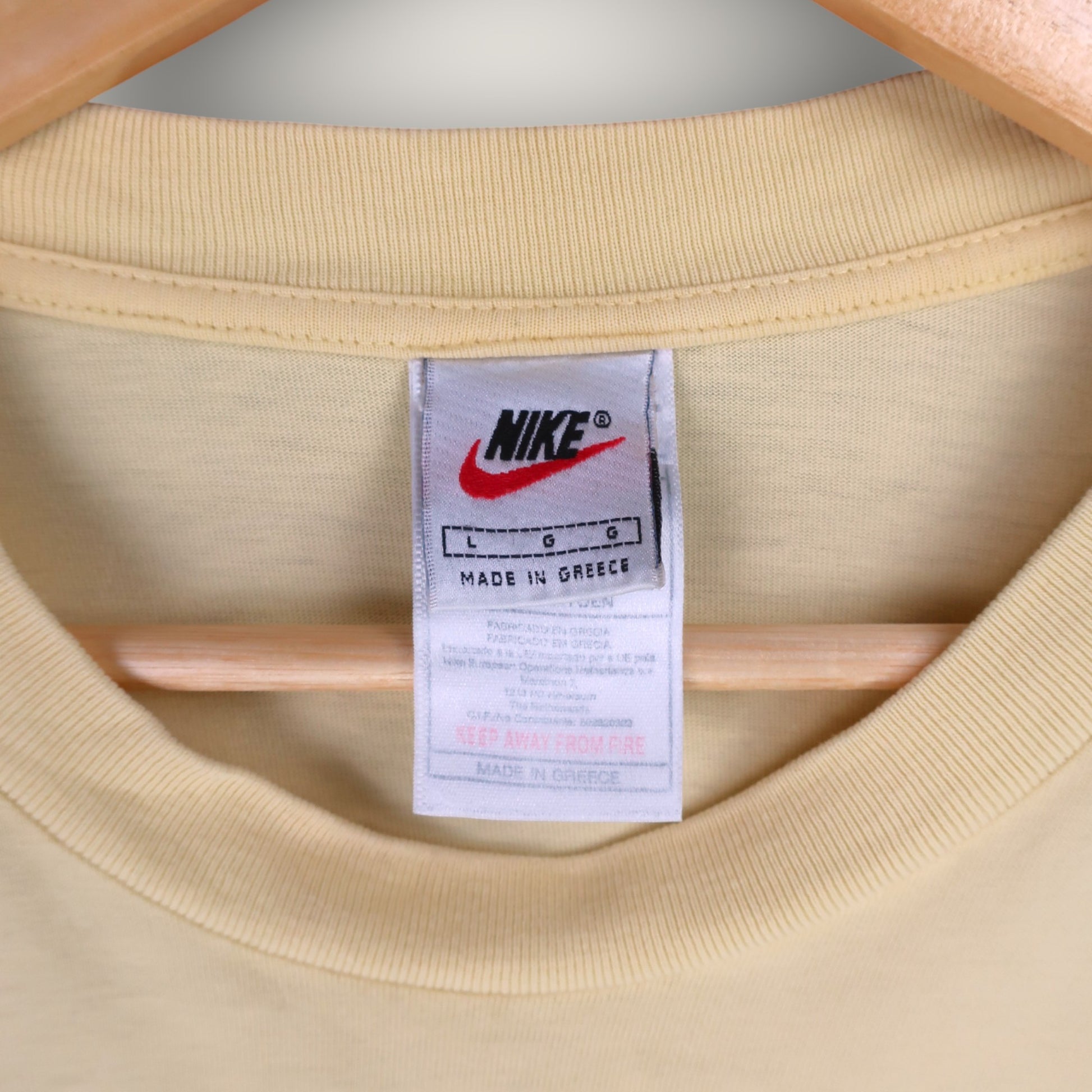 VINTAGE NIKE T-SHIRT - XL