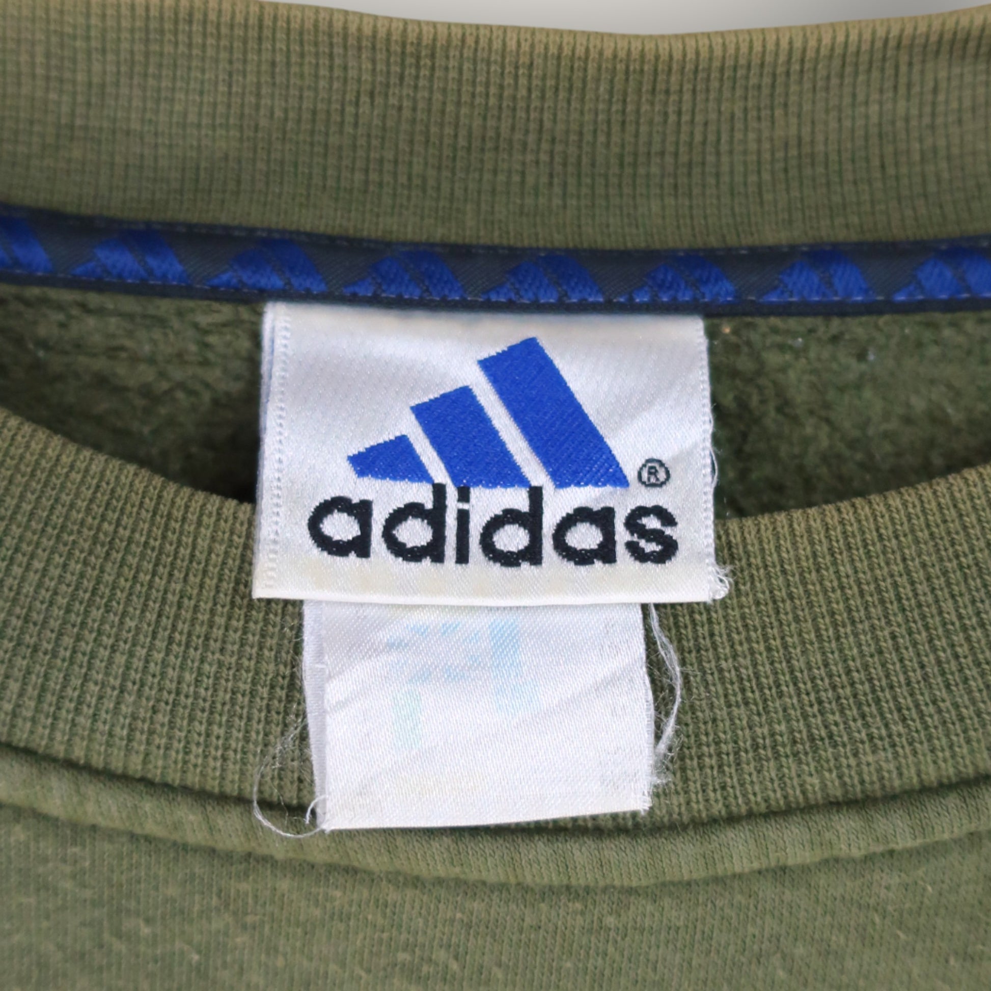 VINTAGE ADIDAS SWEATER - L/XL