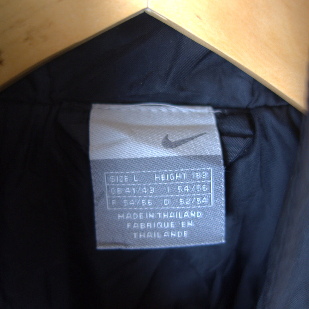 VINTAGE NIKE JACKET - L