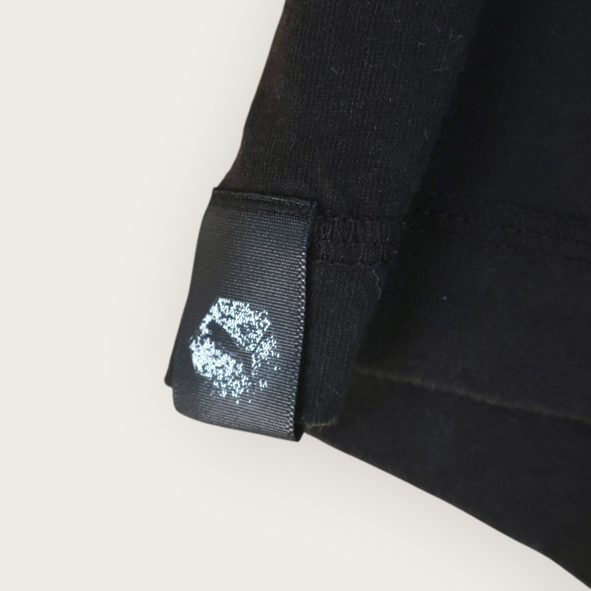 VINTAGE PUMA T-SHIRT - L