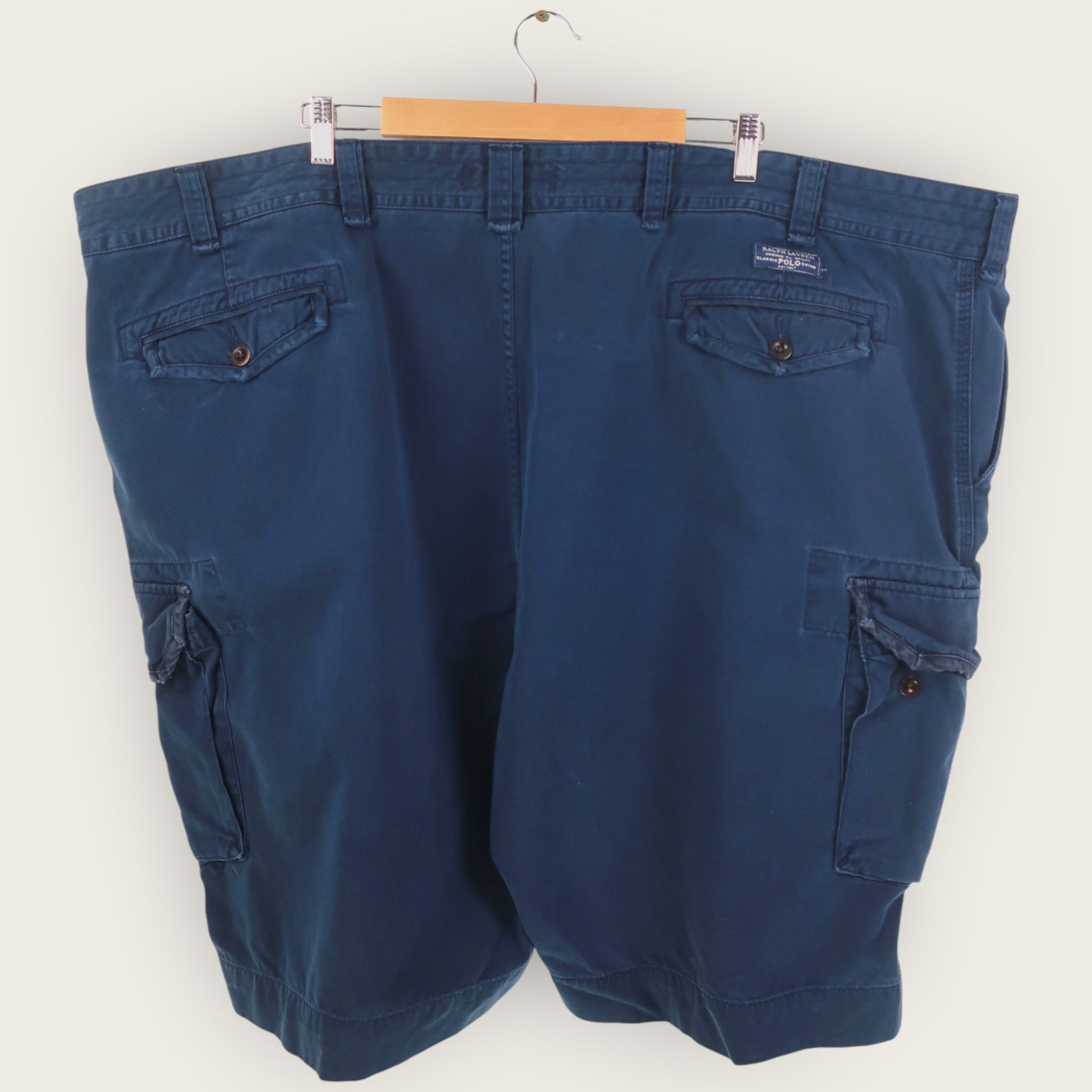 VINTAGE RALPH LAUREN CARGO SHORTS - 56"