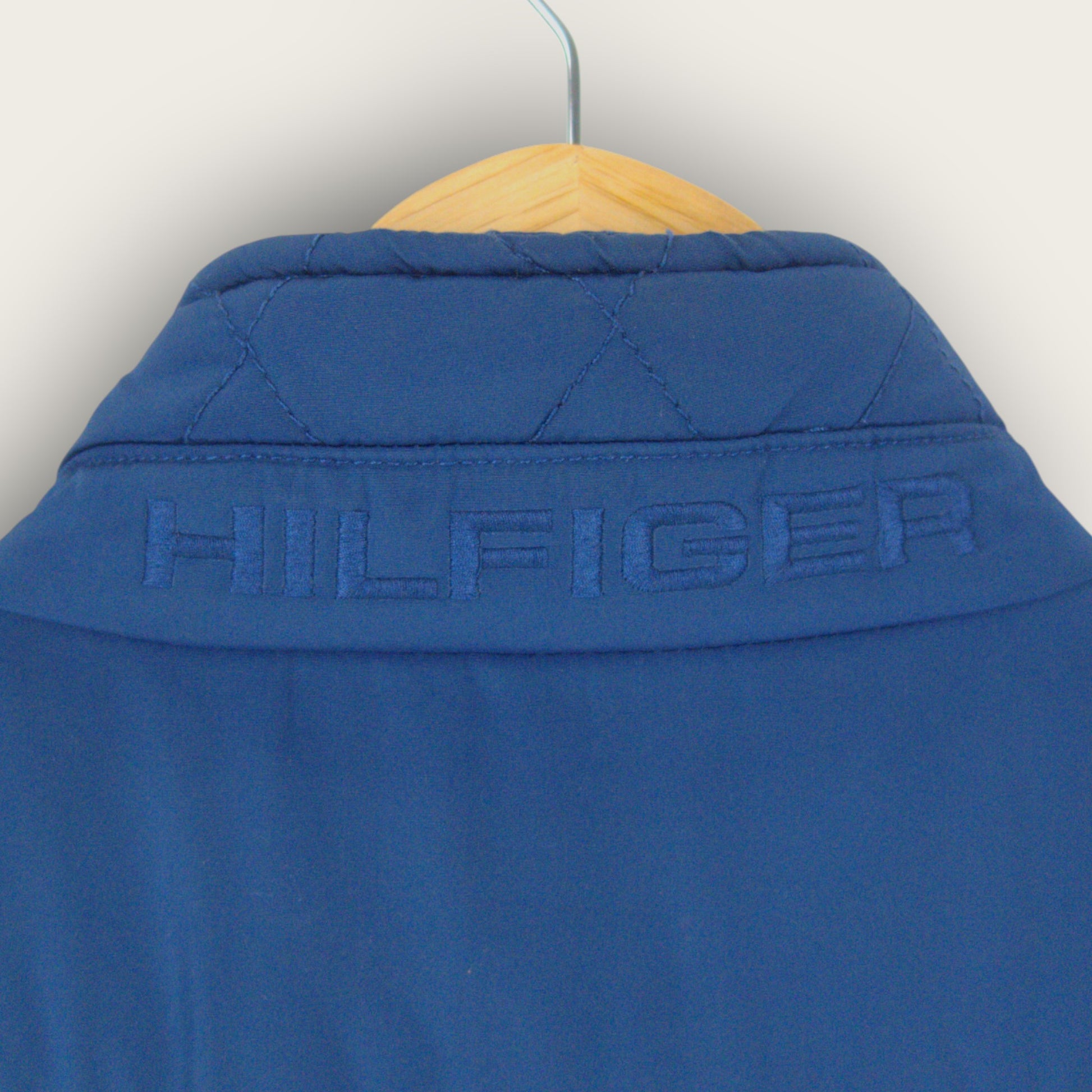 VINTAGE TOMMY HILFIGER PUFFER VEST - L