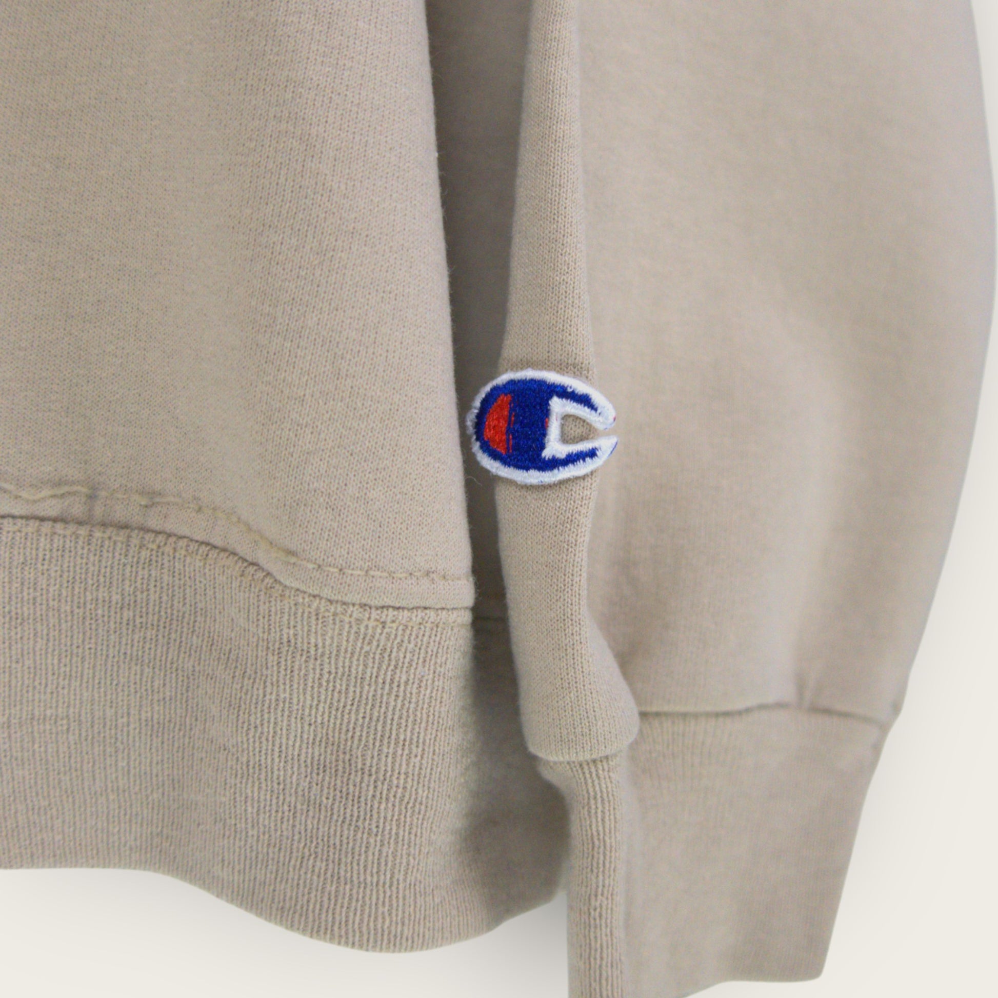 VINTAGE CHAMPION SWEATER - L