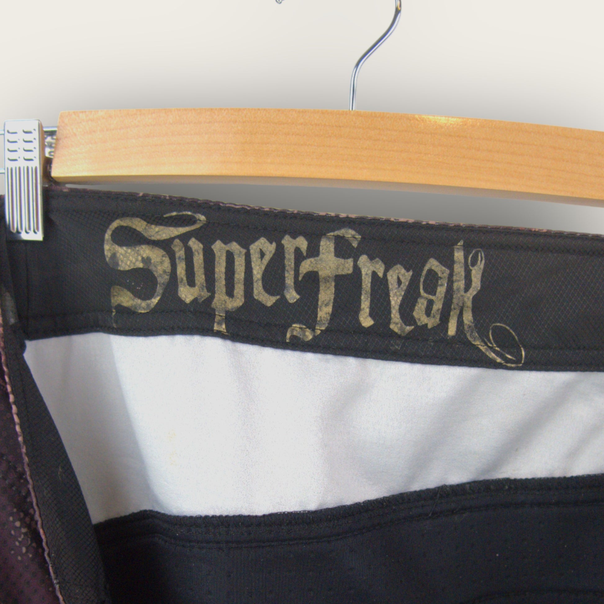 VINTAGE O'NEILL BOARD SHORTS - 36"