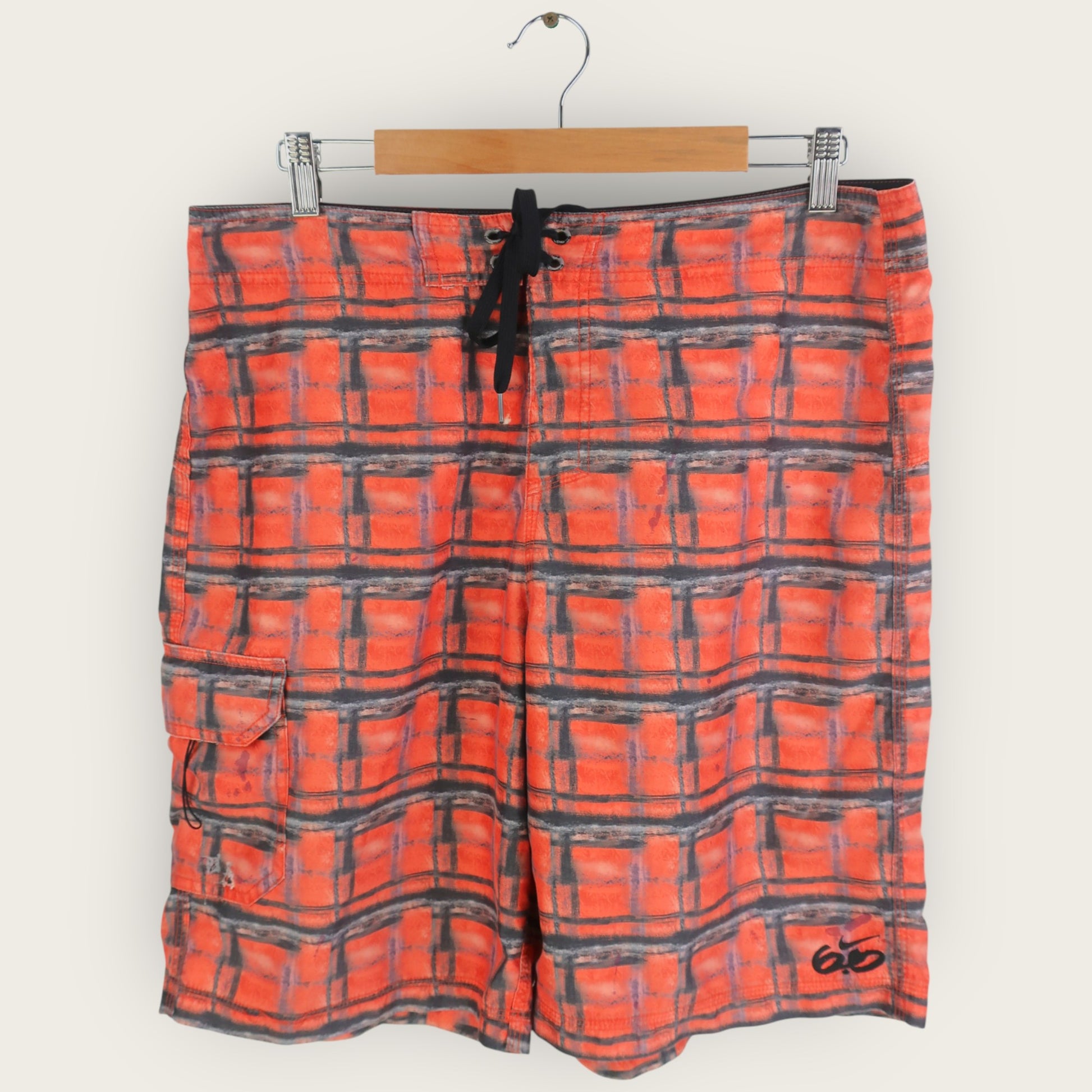 VINTAGE NIKE 6.0 BOARD SHORTS - 34"