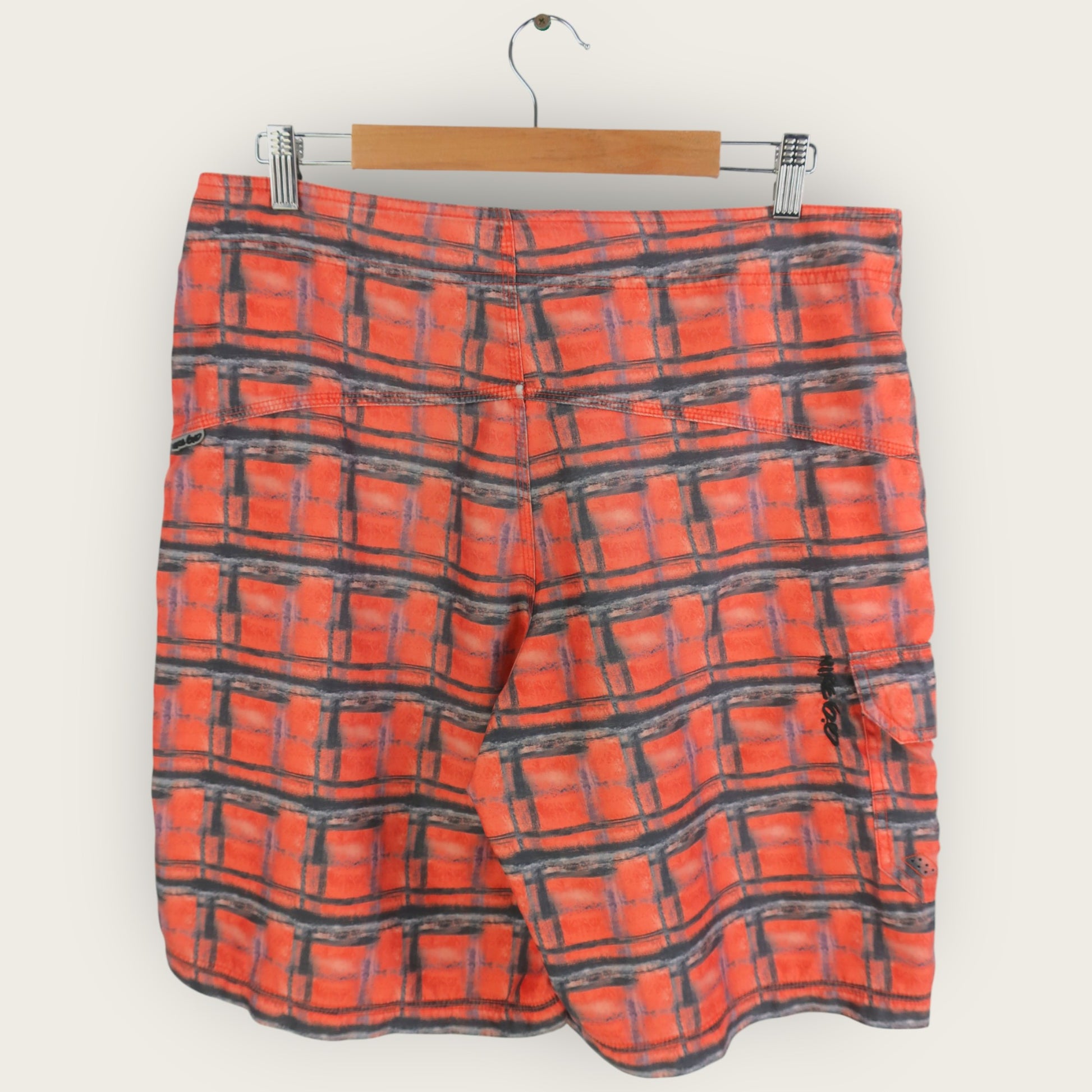 VINTAGE NIKE 6.0 BOARD SHORTS - 34"