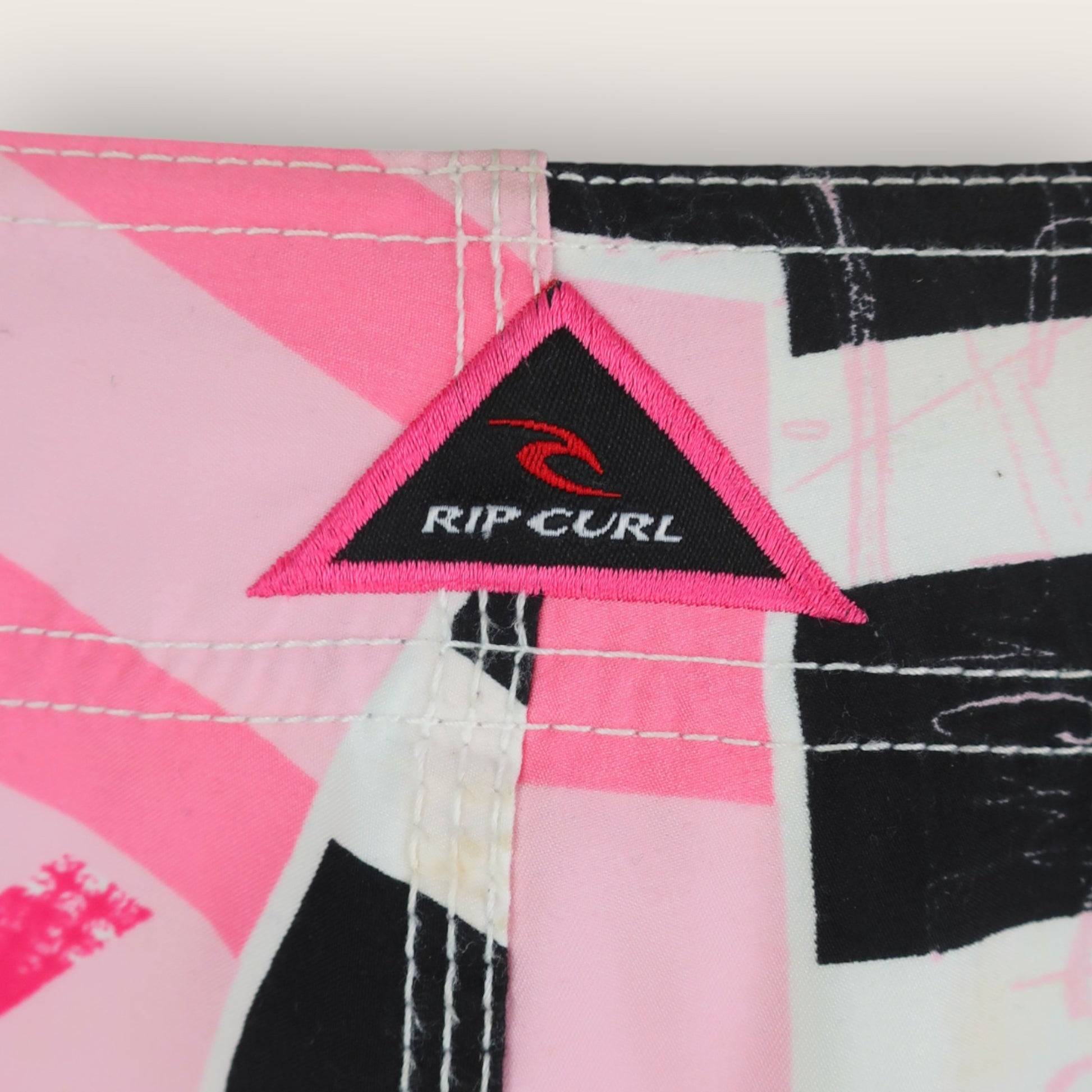 VINTAGE RIPCURL BOARD SHORTS - 34"