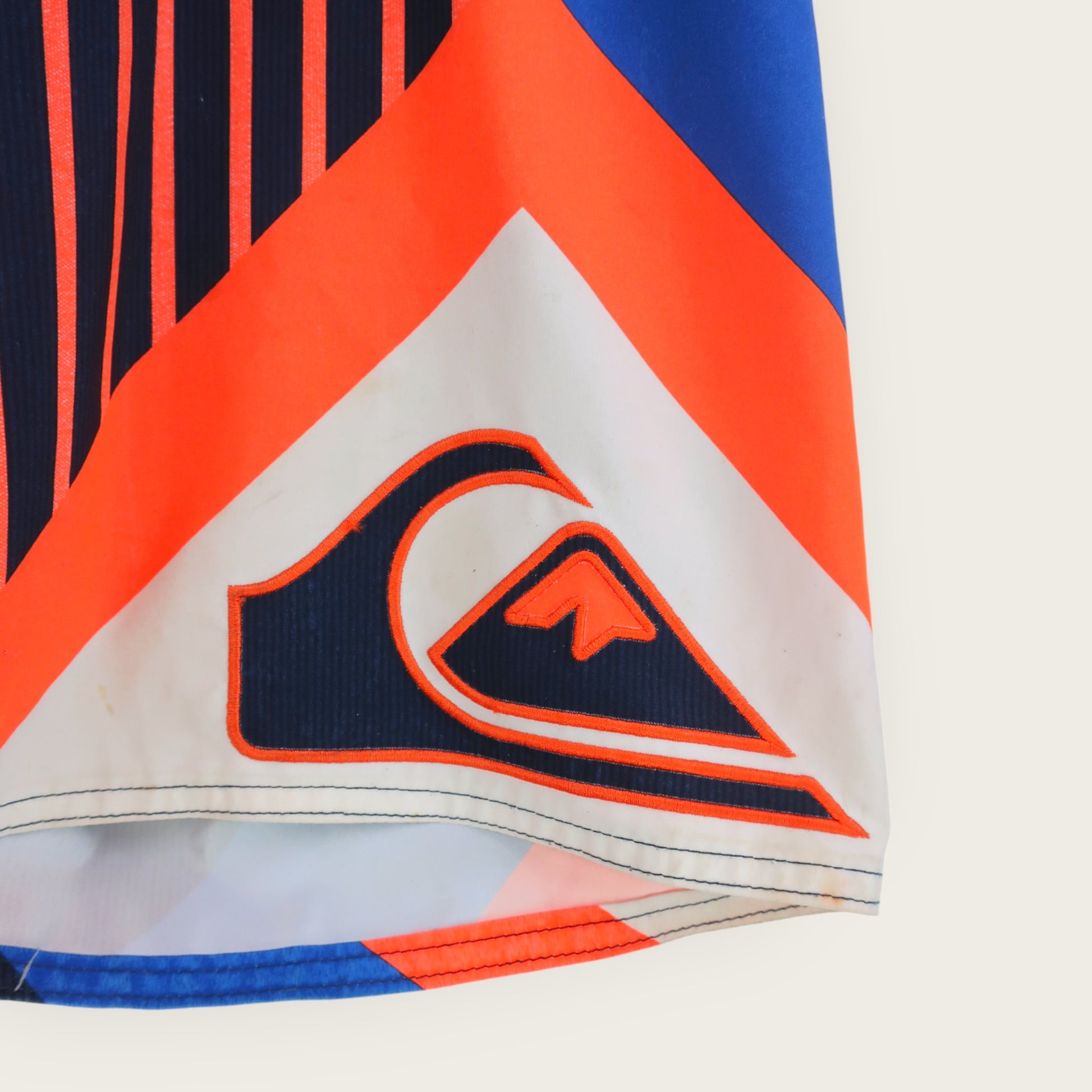 VINTAGE QUIKSILVER BOARD SHORTS - 38"