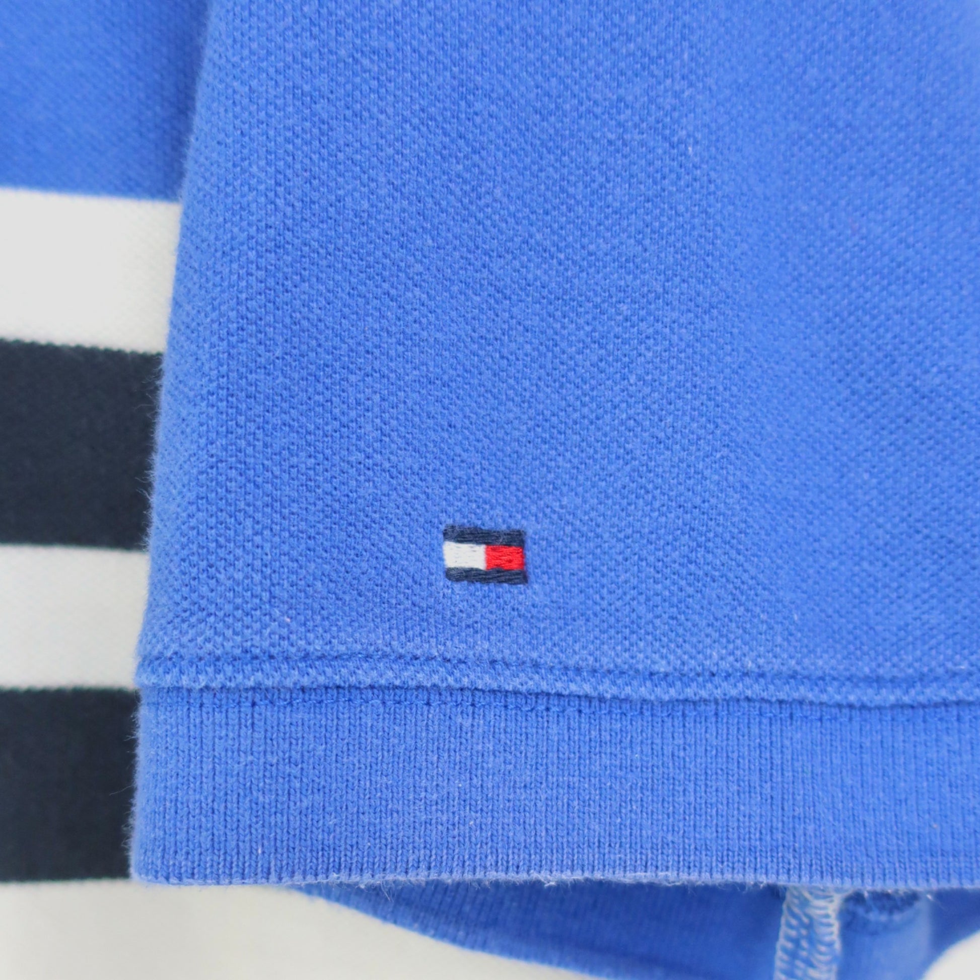 VINTAGE TOMMY HILFIGER POLO SHIRT - L
