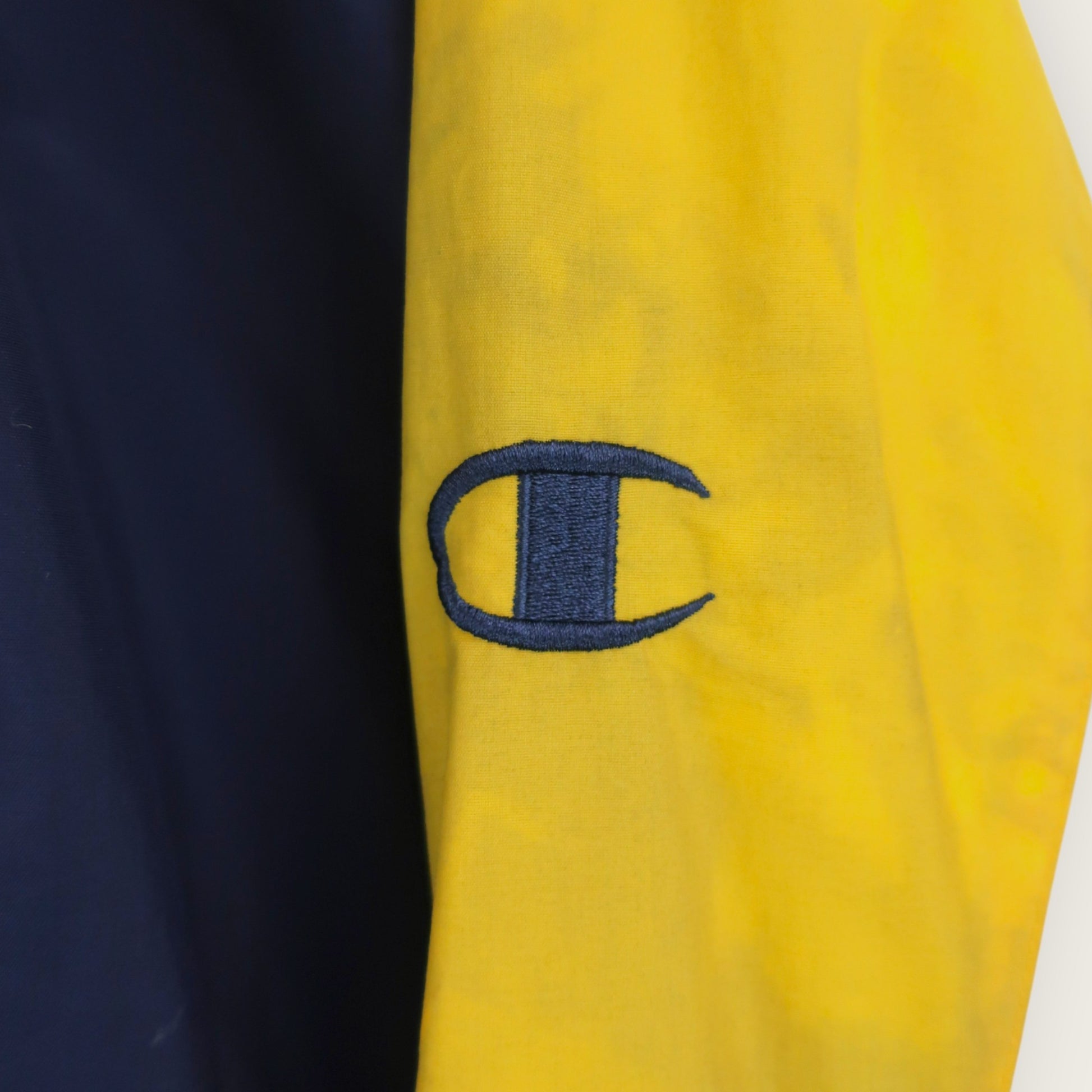 VINTAGE CHAMPION JACKET - XL