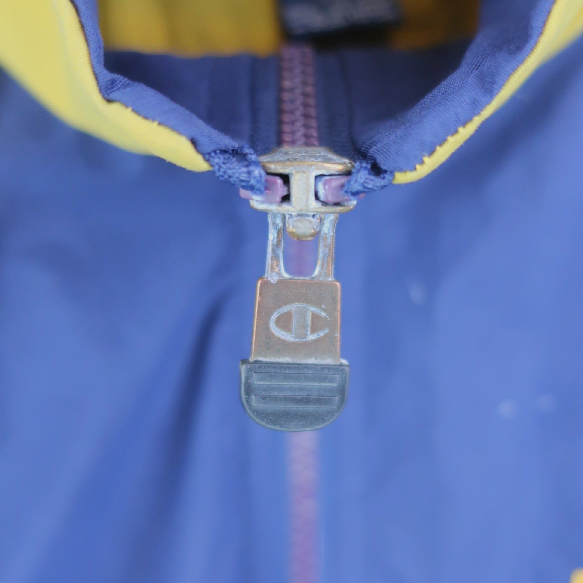 VINTAGE CHAMPION JACKET - XL