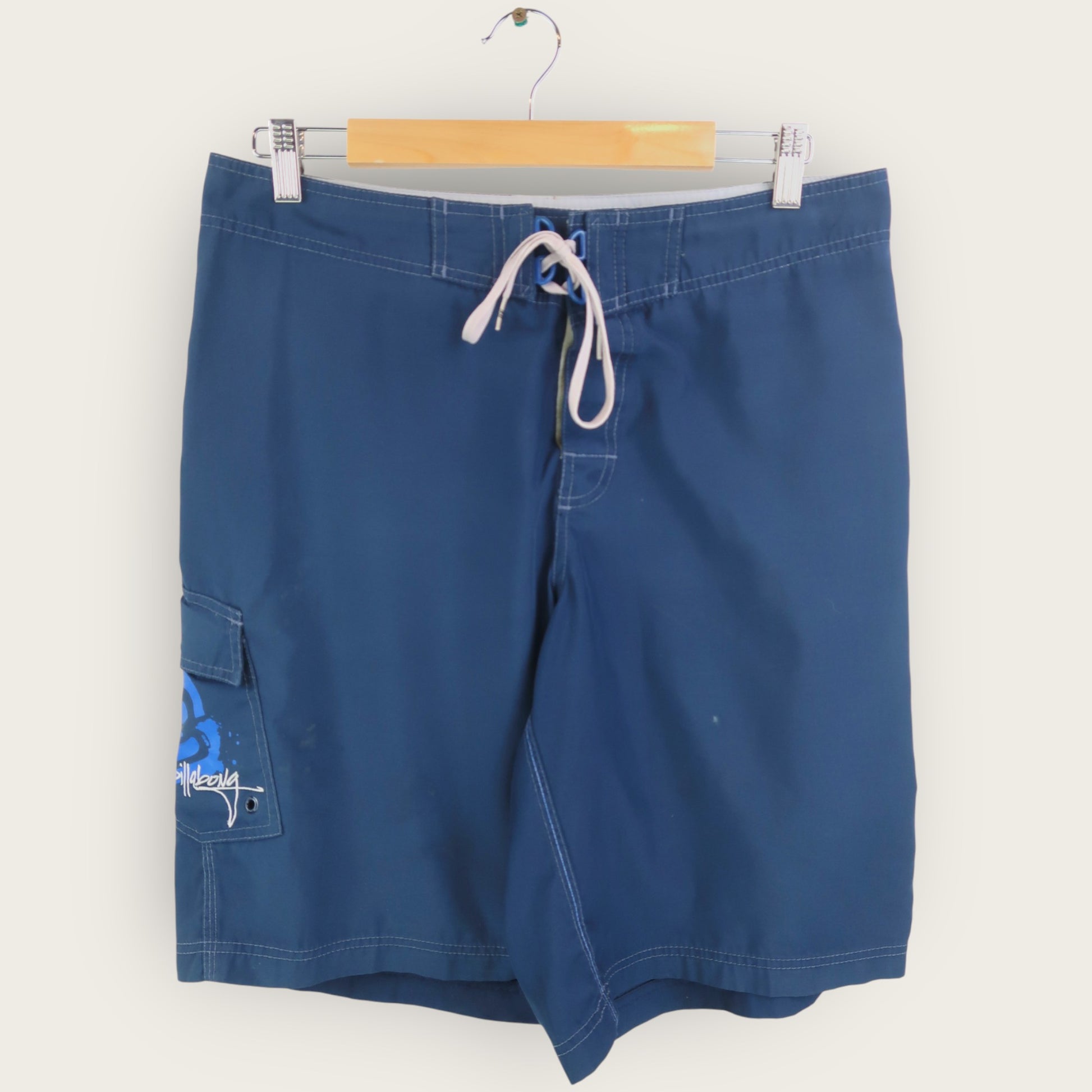 VINTAGE BILLABONG BOARD SHORTS - 32"