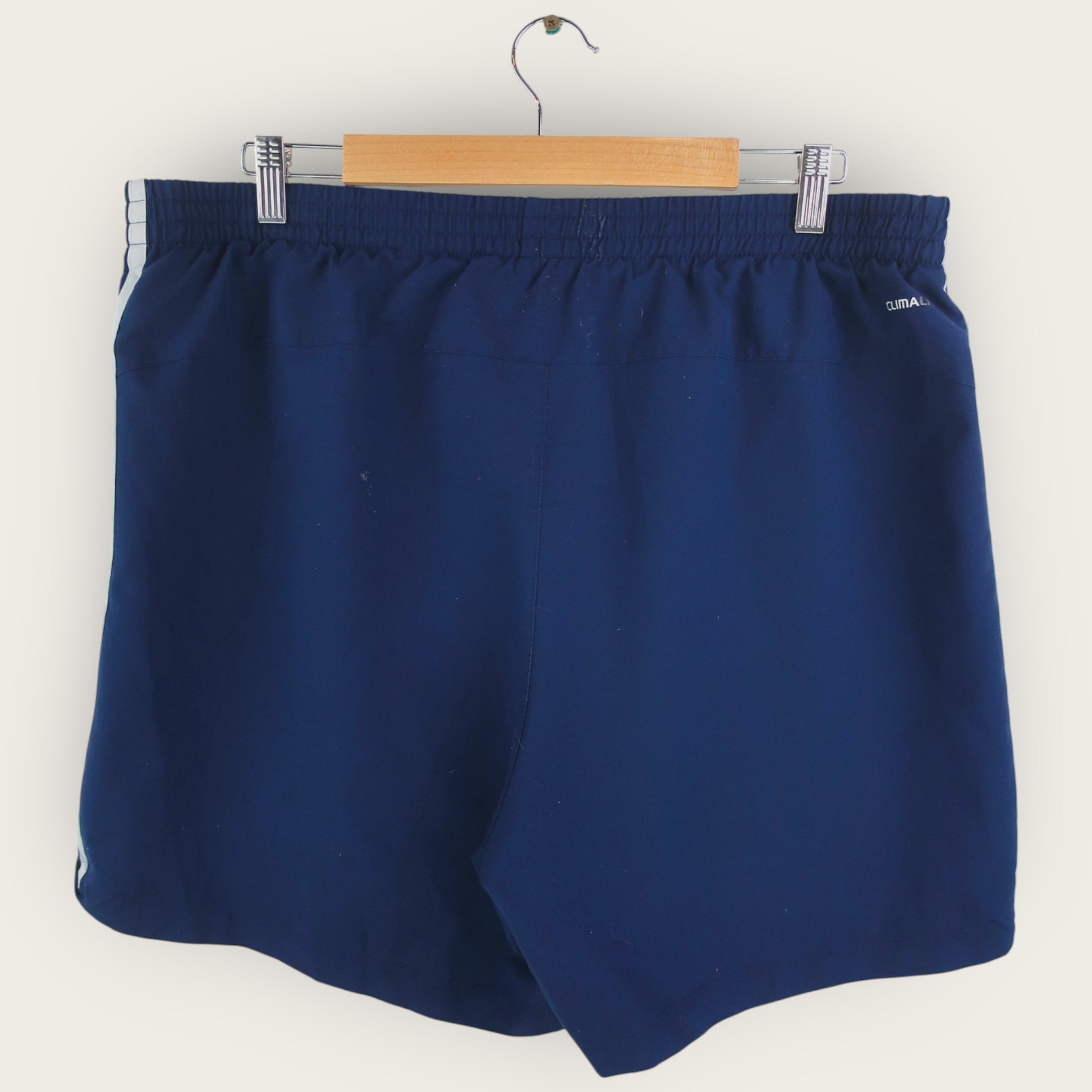 VINTAGE ADIDAS SHORTS - XL