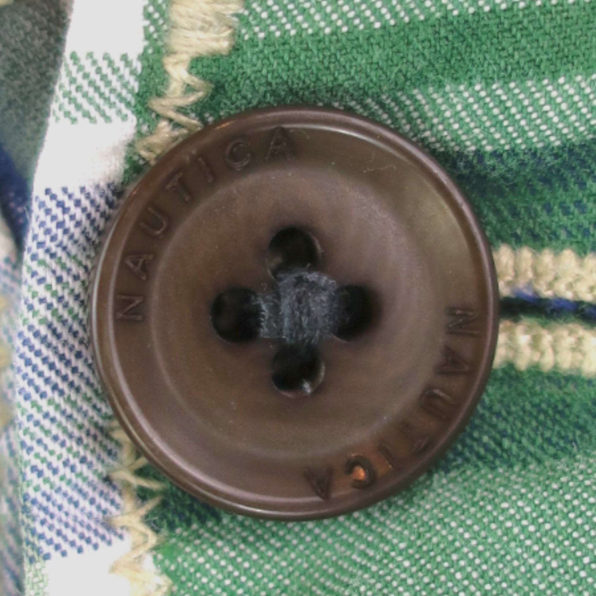 VINTAGE NAUTICA CARGO SHORTS - 34"