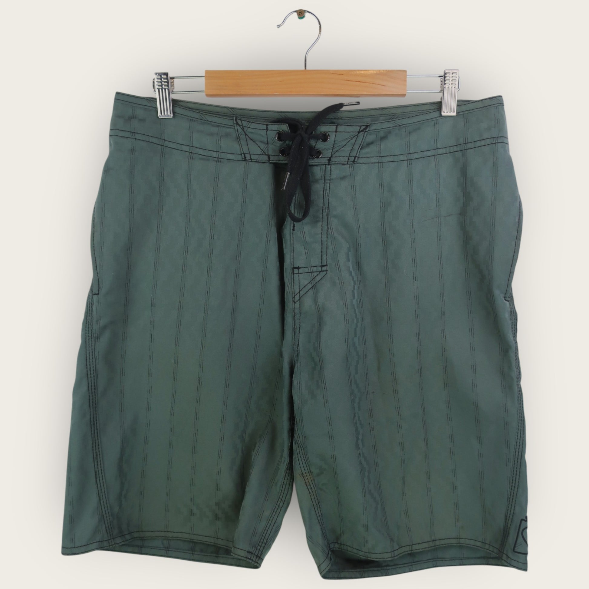 VINTAGE RIPCURL BOARD SHORTS - 34"