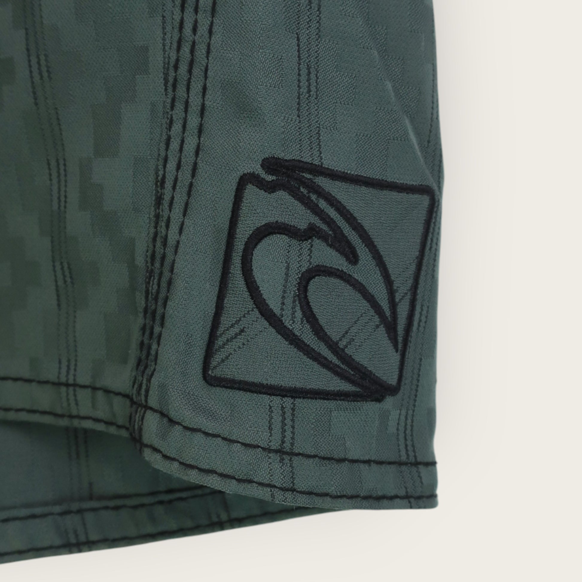 VINTAGE RIPCURL BOARD SHORTS - 34"