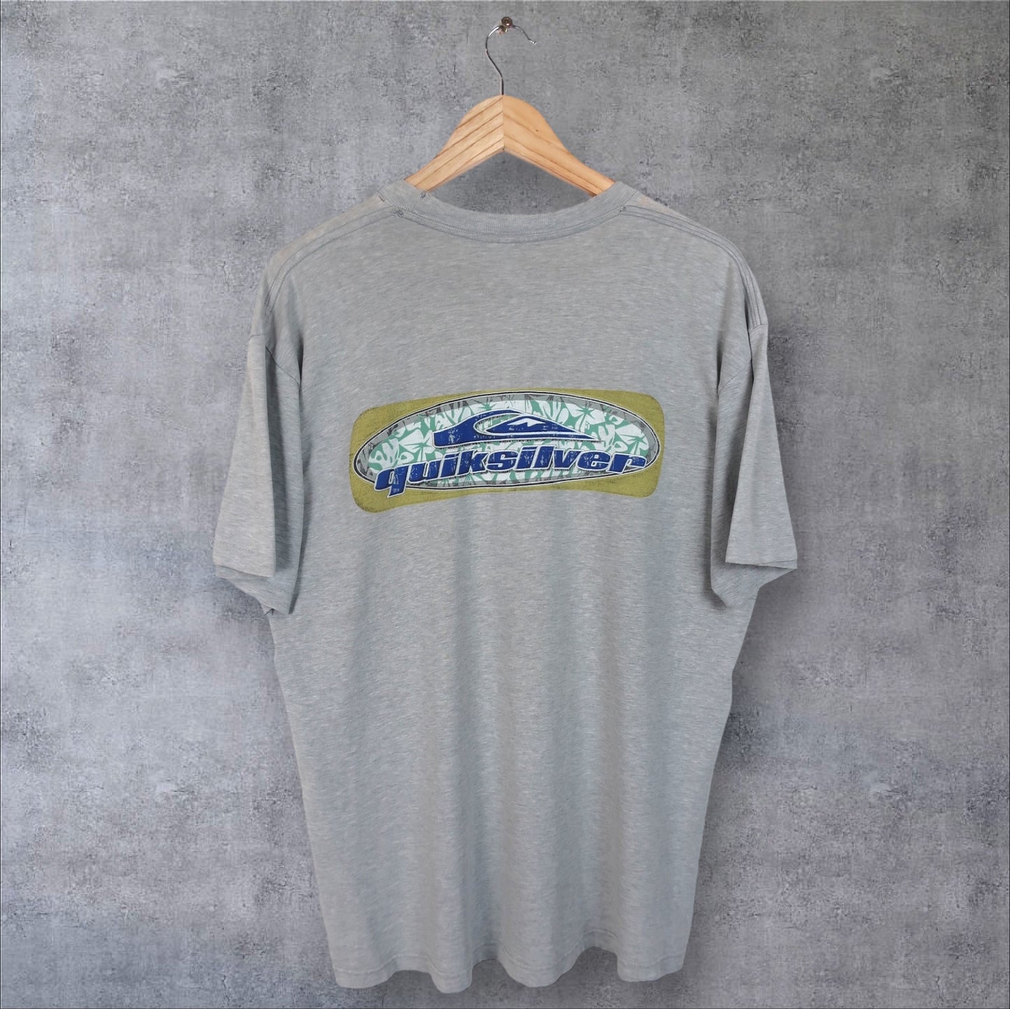 VINTAGE QUIKSILVER T-SHIRT - M/L