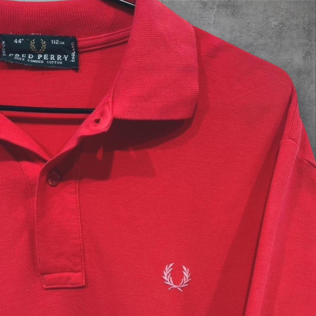 VINTAGE FRED PERRY POLO SHIRT - M/L