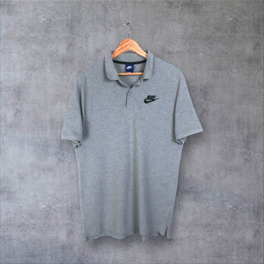 VINTAGE NIKE POLO SHIRT - L