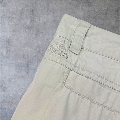 VINTAGE ADIDAS CARGO SHORTS - XL