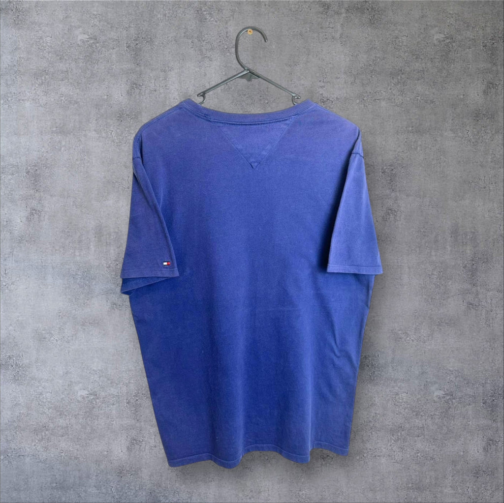TOMMY HILFIGER T-SHIRT - M