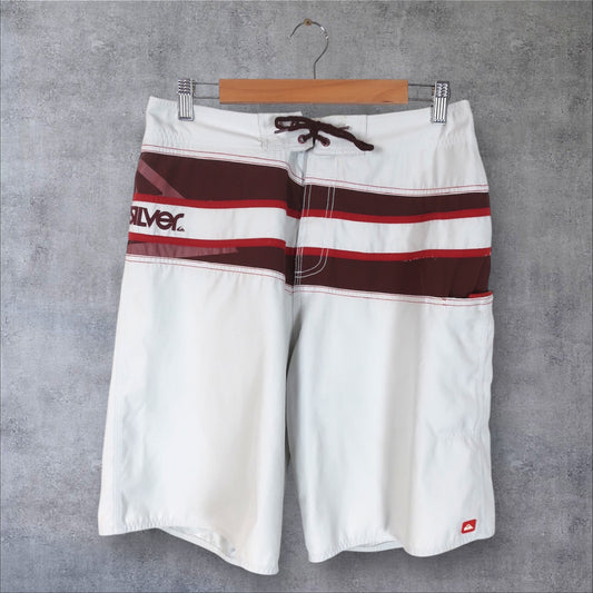 VINTAGE QUIKSILVER BOARD SHORTS - M