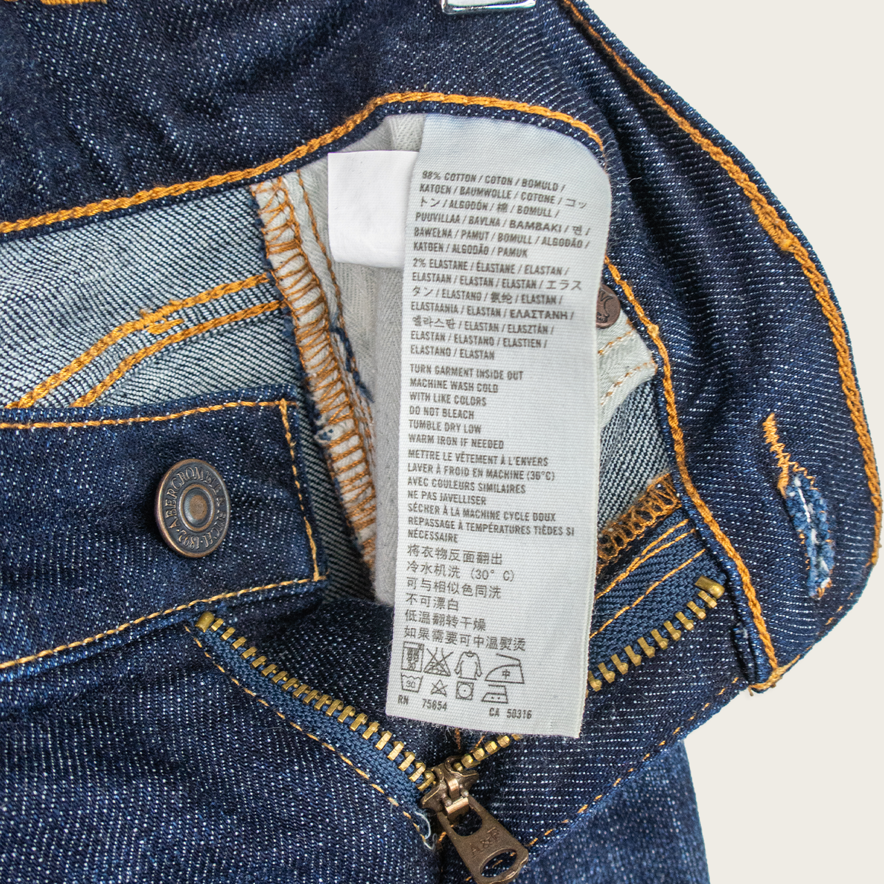 Abercrombie & Fitch Skinny Jeans - Distressed Dark Wash - Size 4